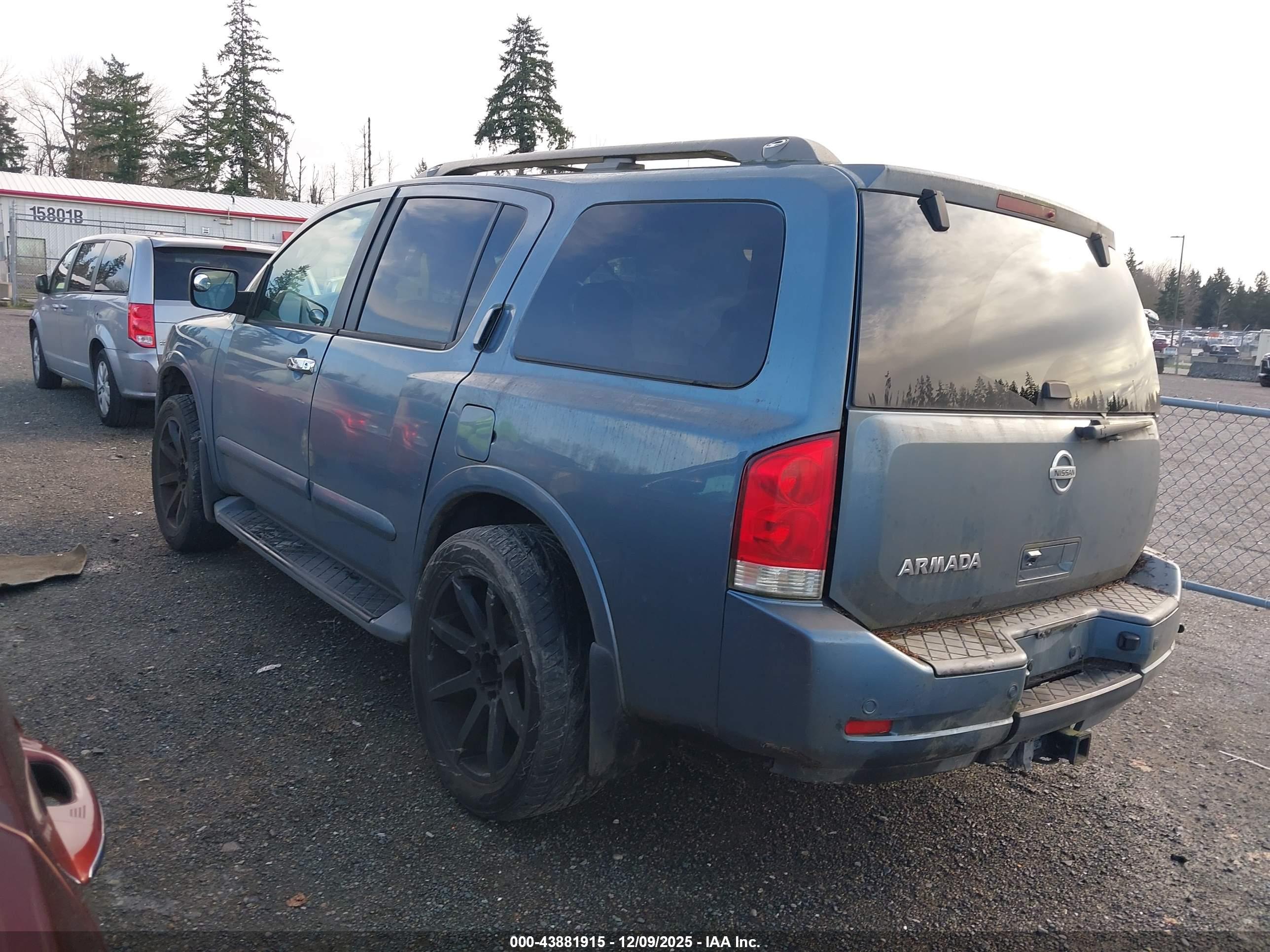 NISSAN ARMADA image 3