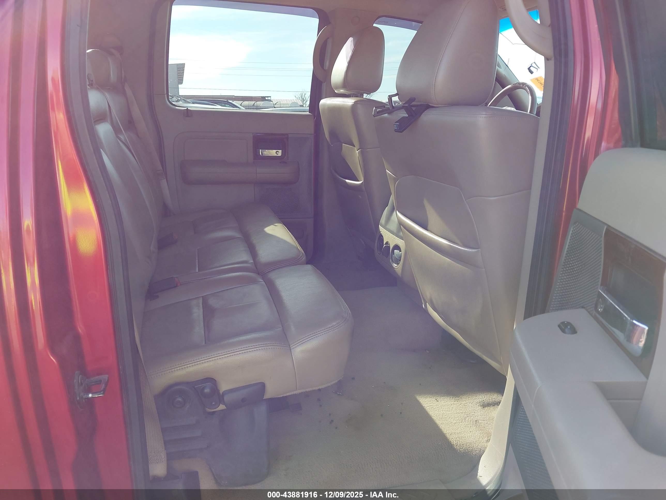 FORD F-150 image 8