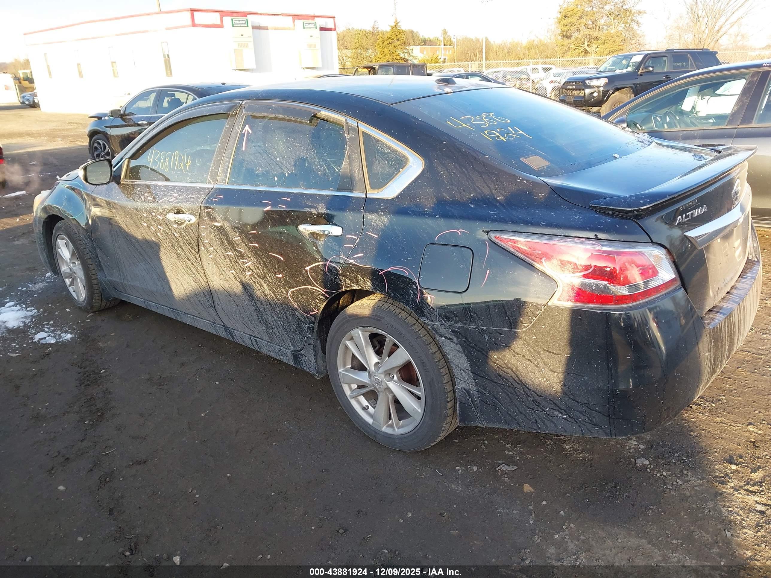 NISSAN ALTIMA image 3