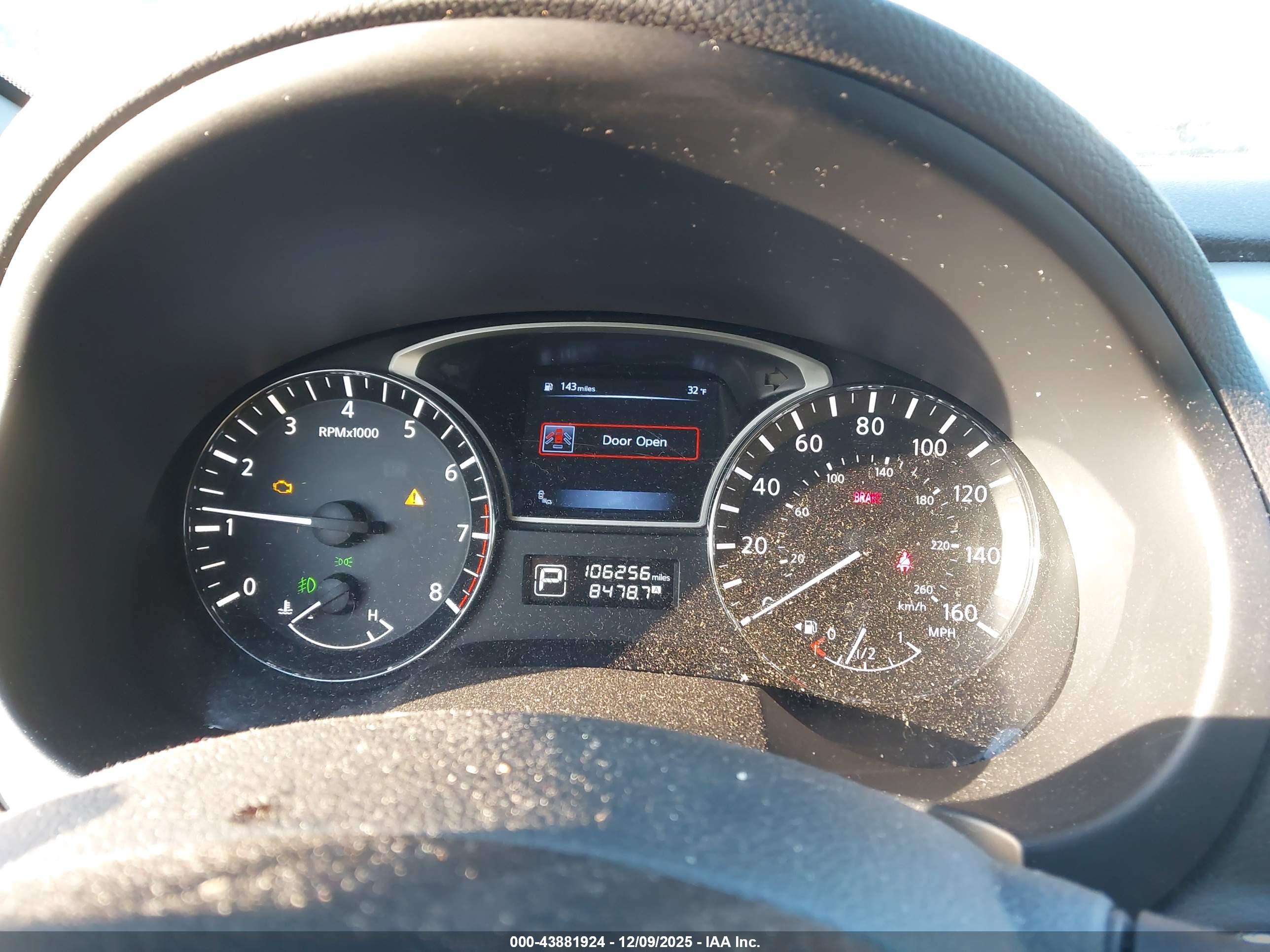 NISSAN ALTIMA image 7