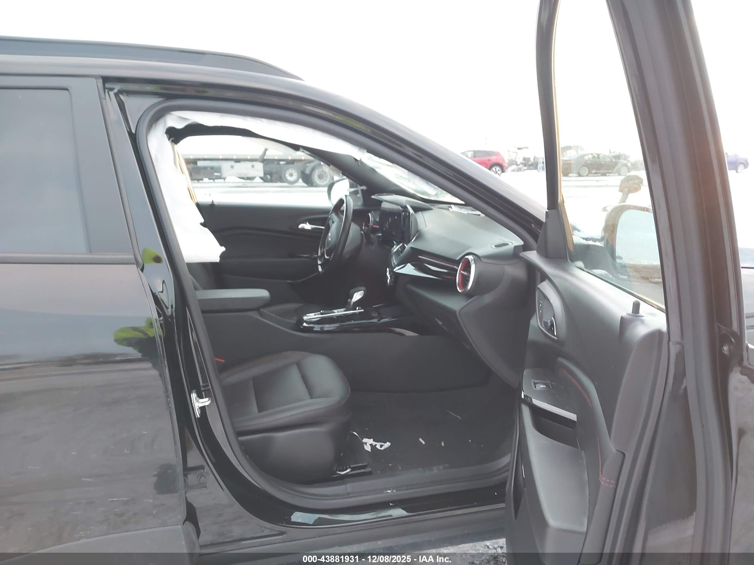 CHEVROLET TRAX image 5
