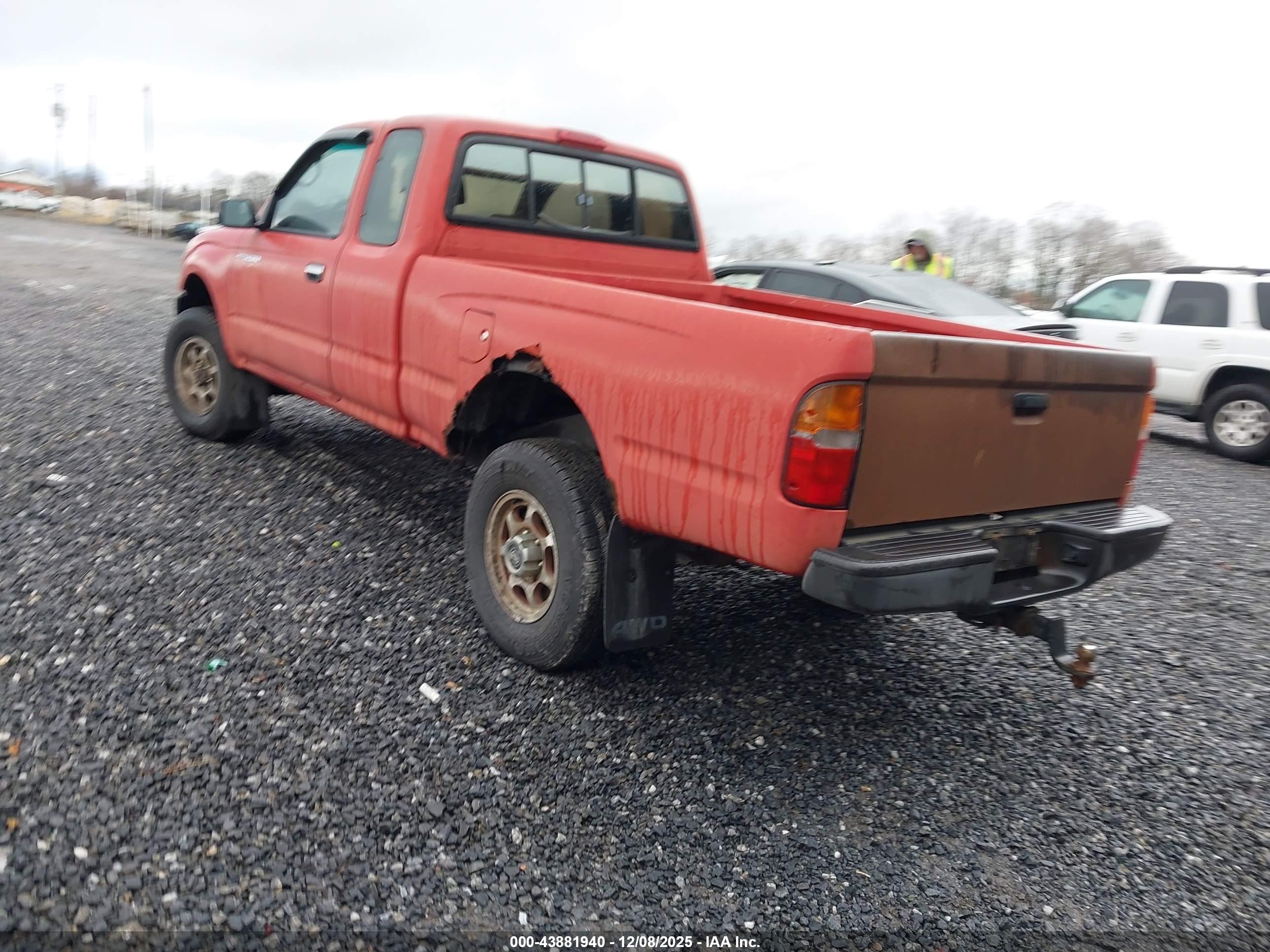 TOYOTA TACOMA image 3