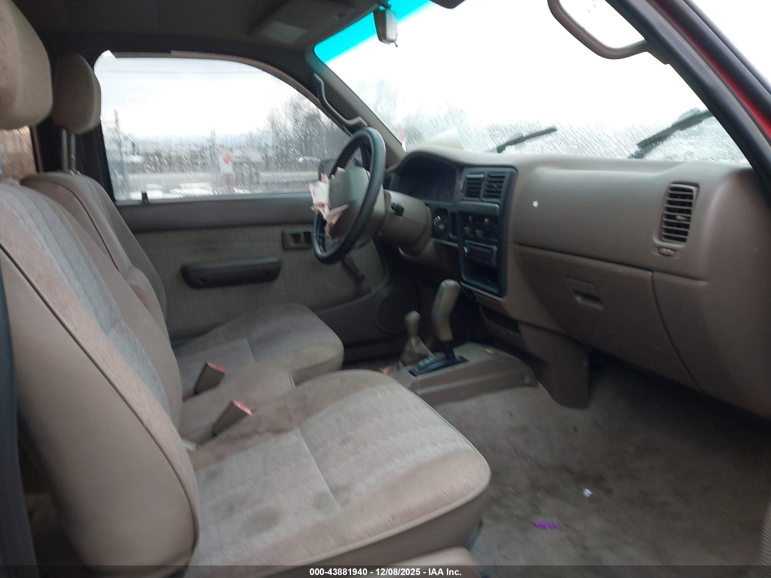 TOYOTA TACOMA image 5