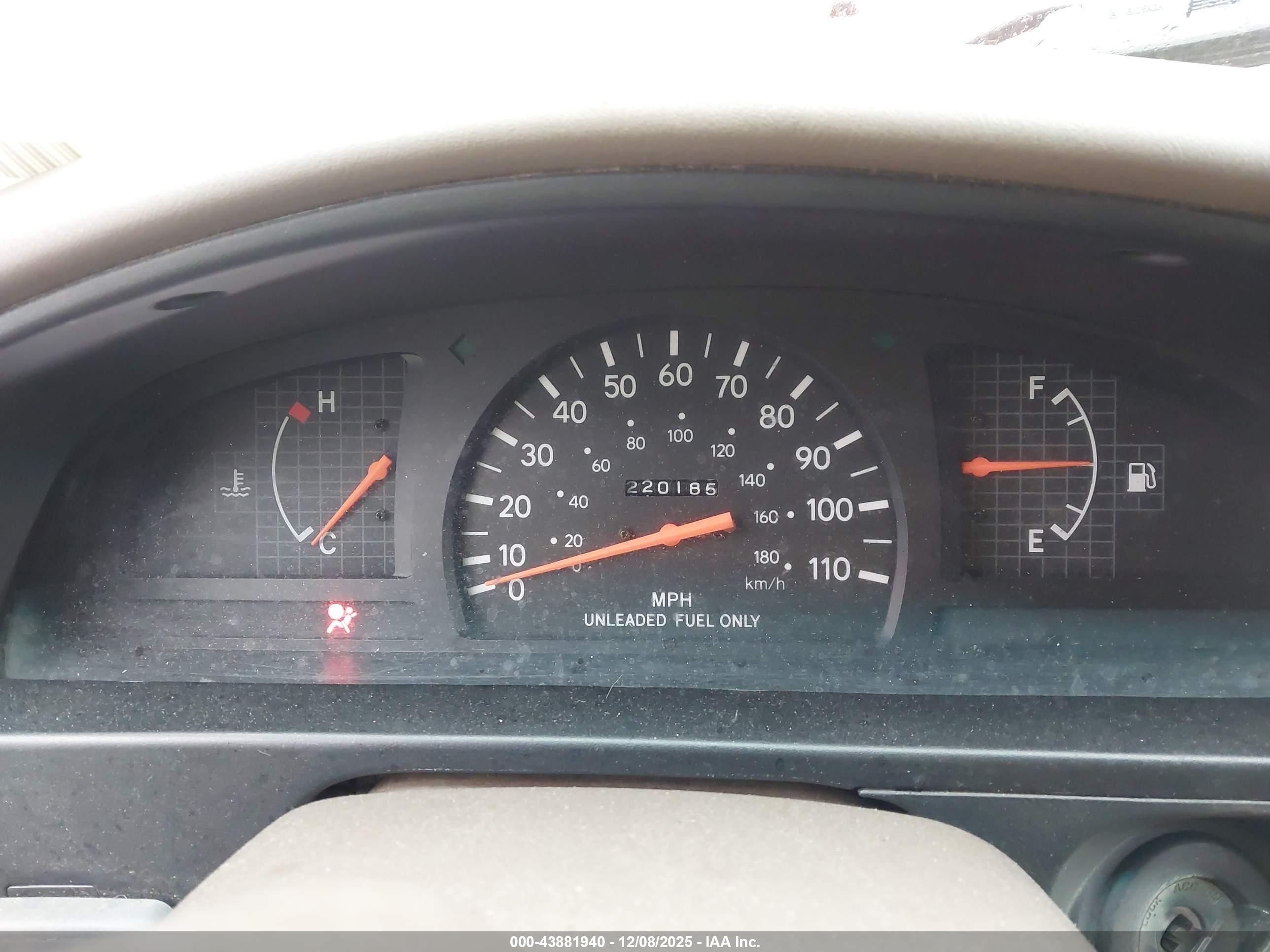 TOYOTA TACOMA image 7
