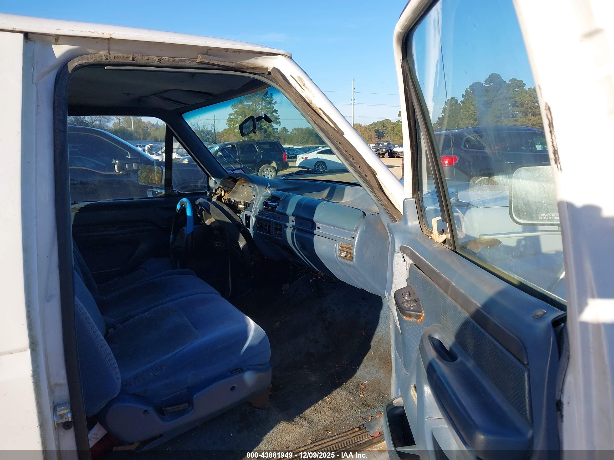 FORD F-250 image 5