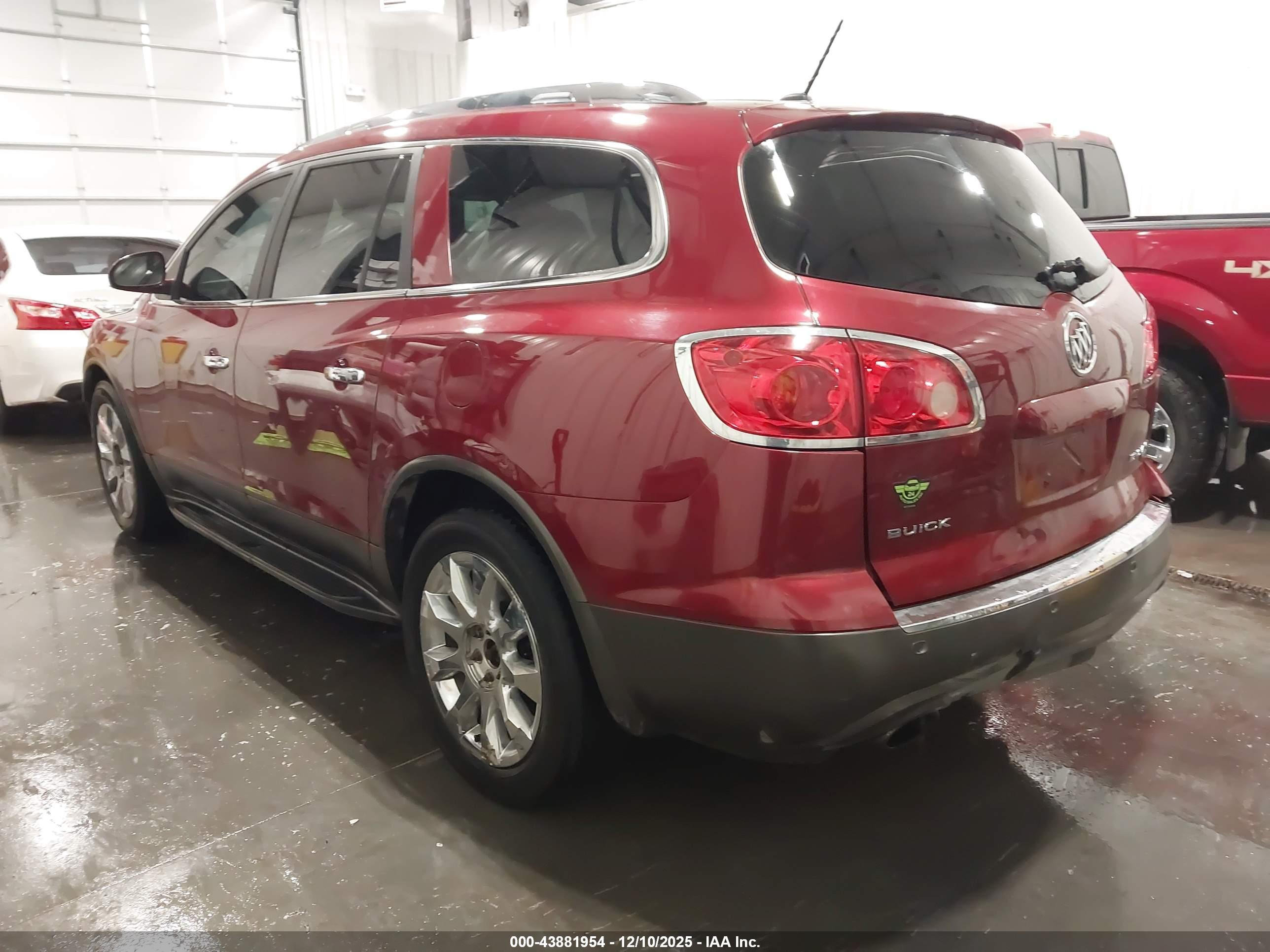 BUICK ENCLAVE image 3