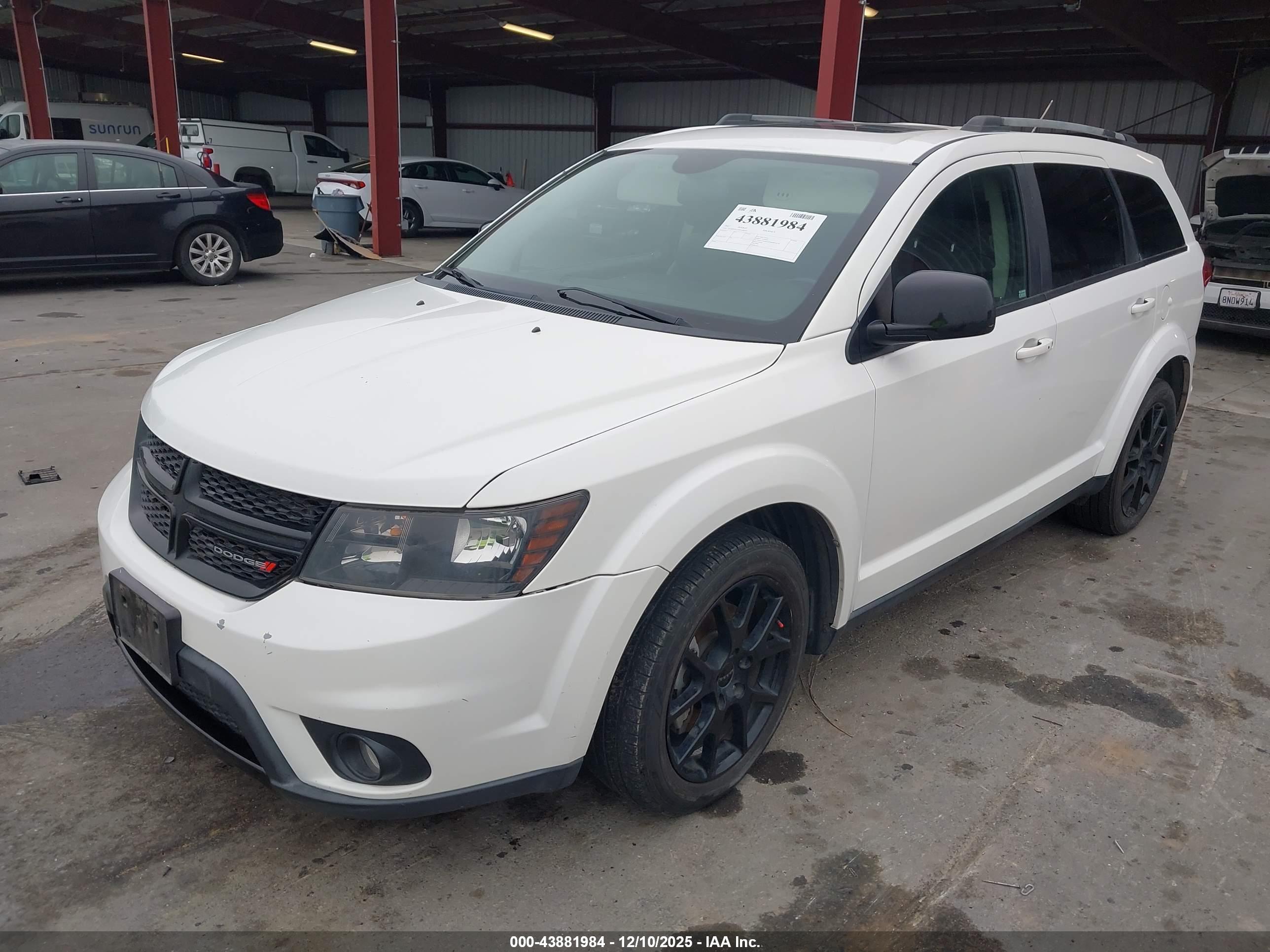 DODGE JOURNEY image 2