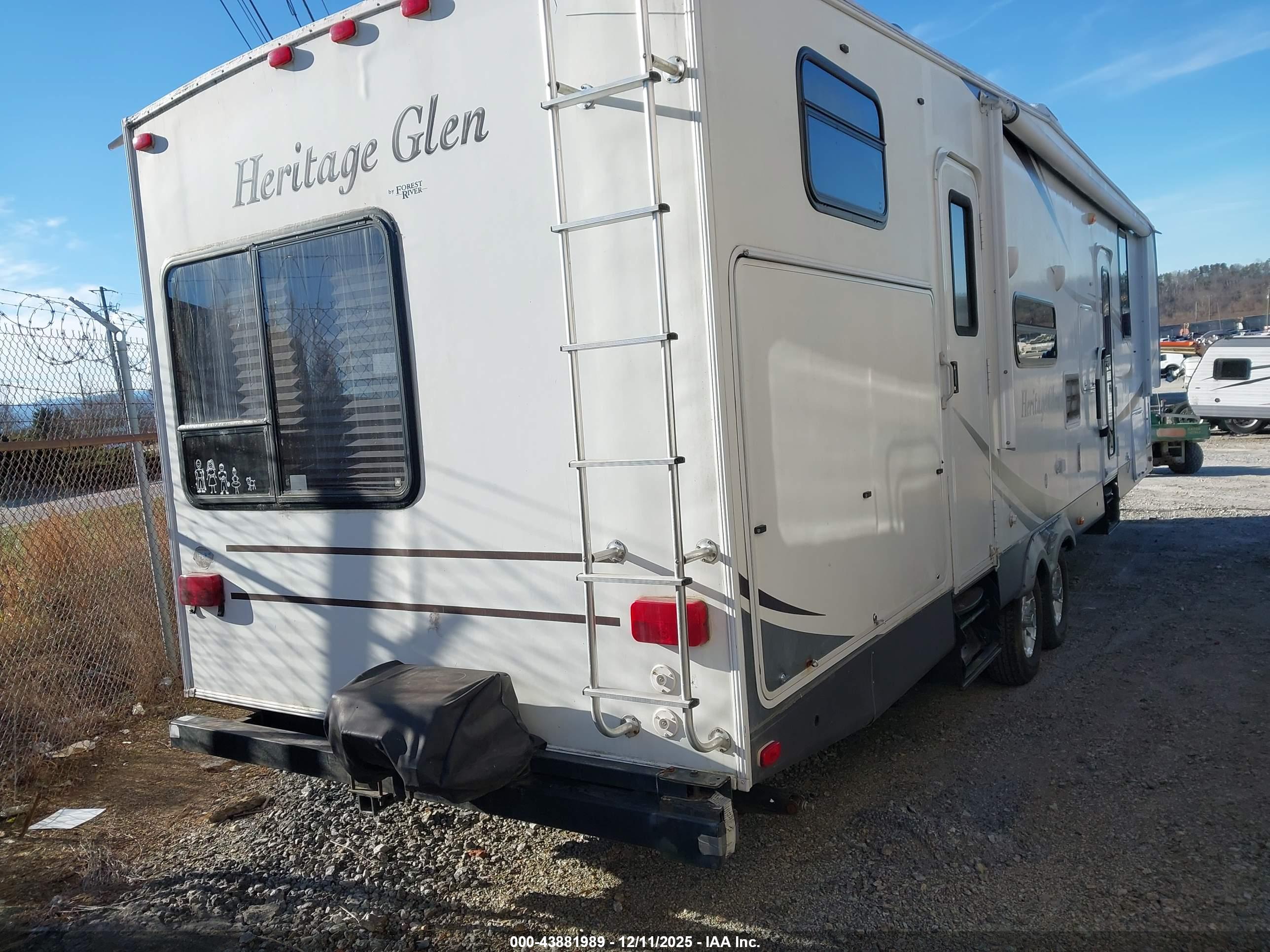 FOREST RIVER image 4