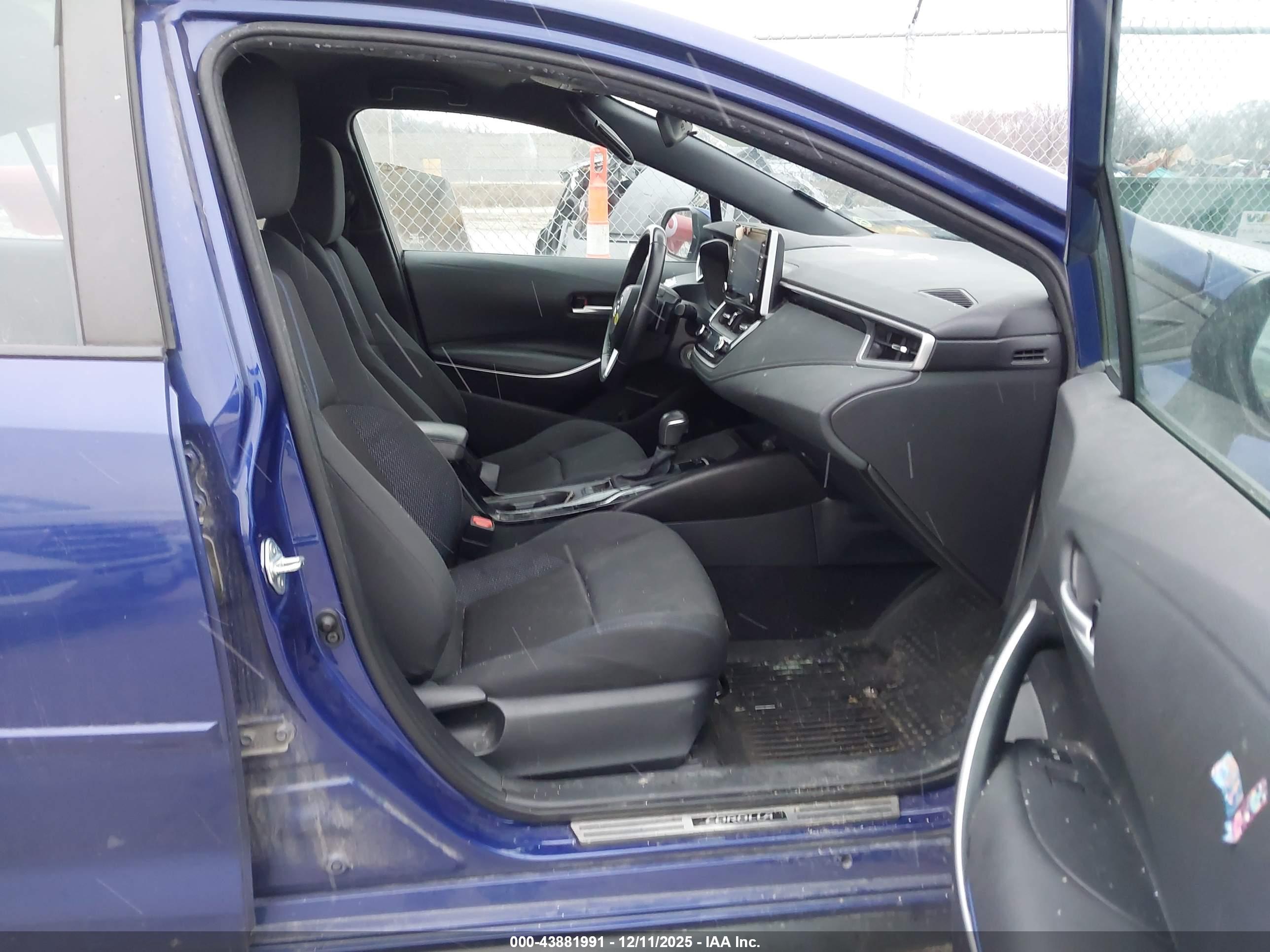 TOYOTA COROLLA image 5