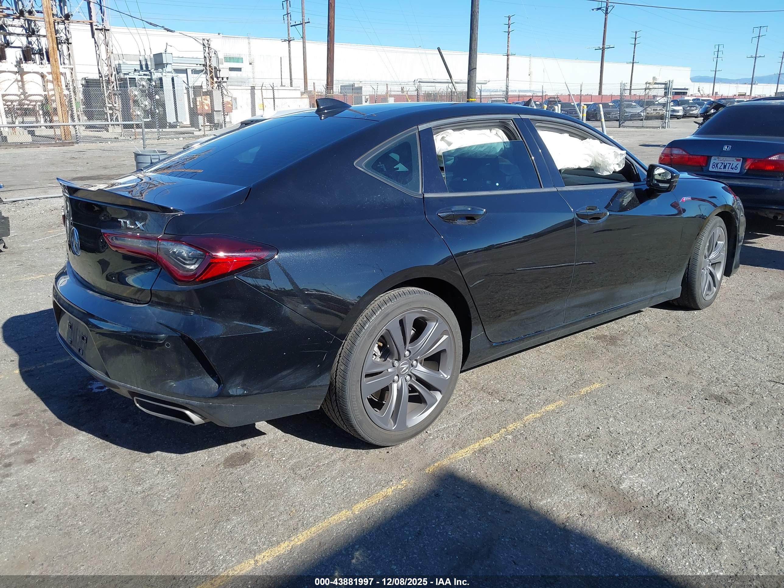 ACURA TLX image 4