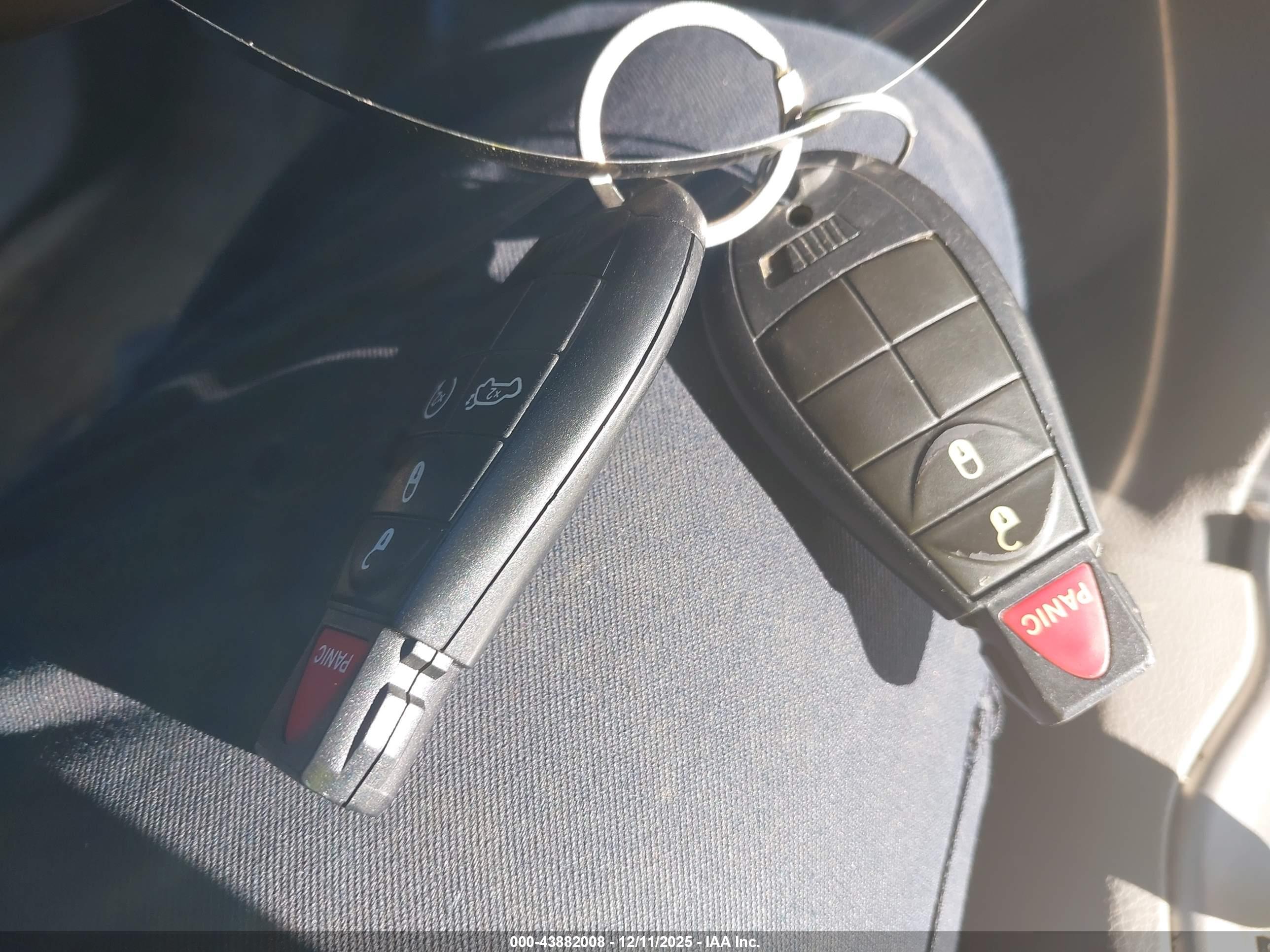 JEEP GRAND image 11