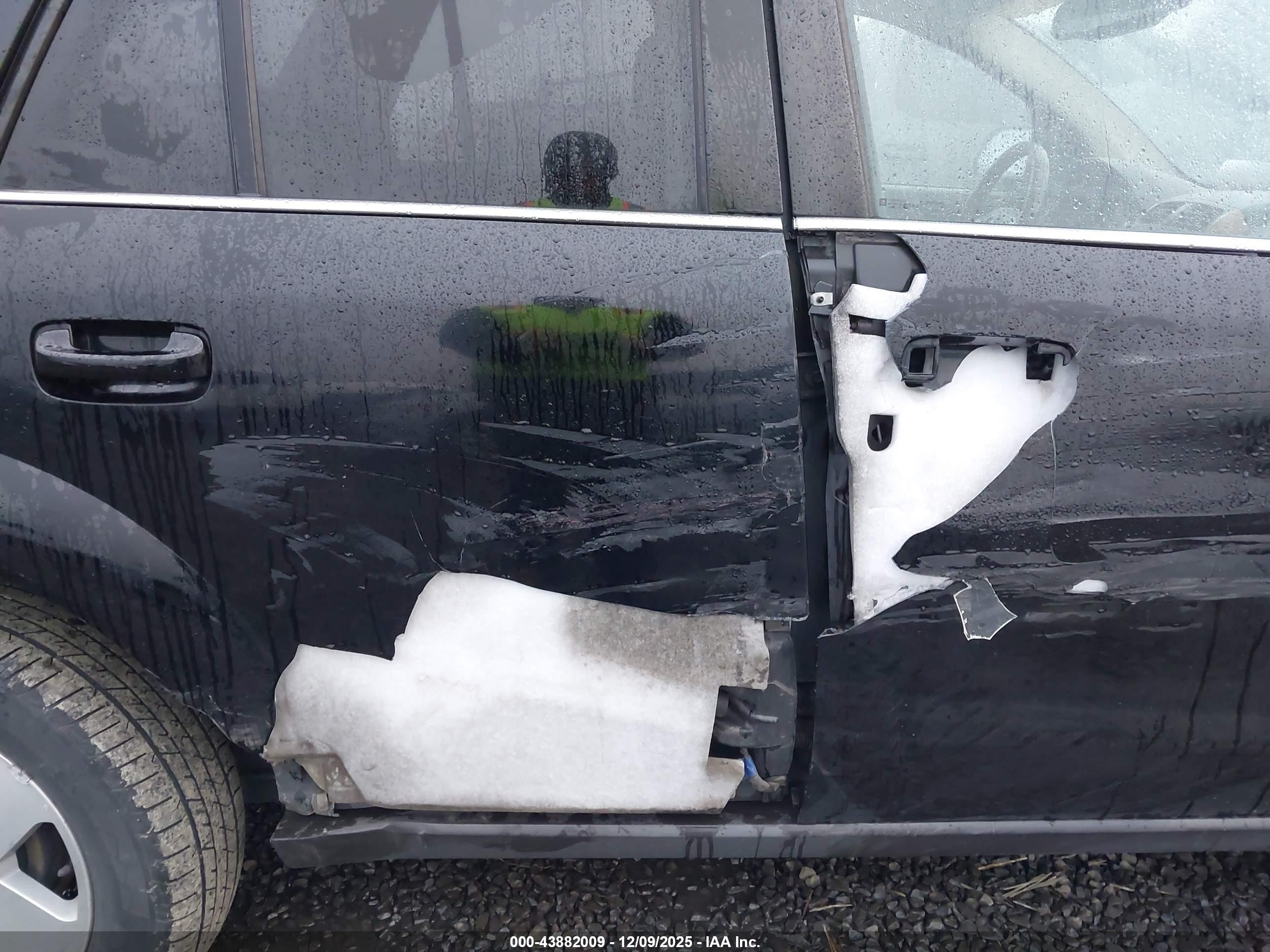 SATURN VUE image 6
