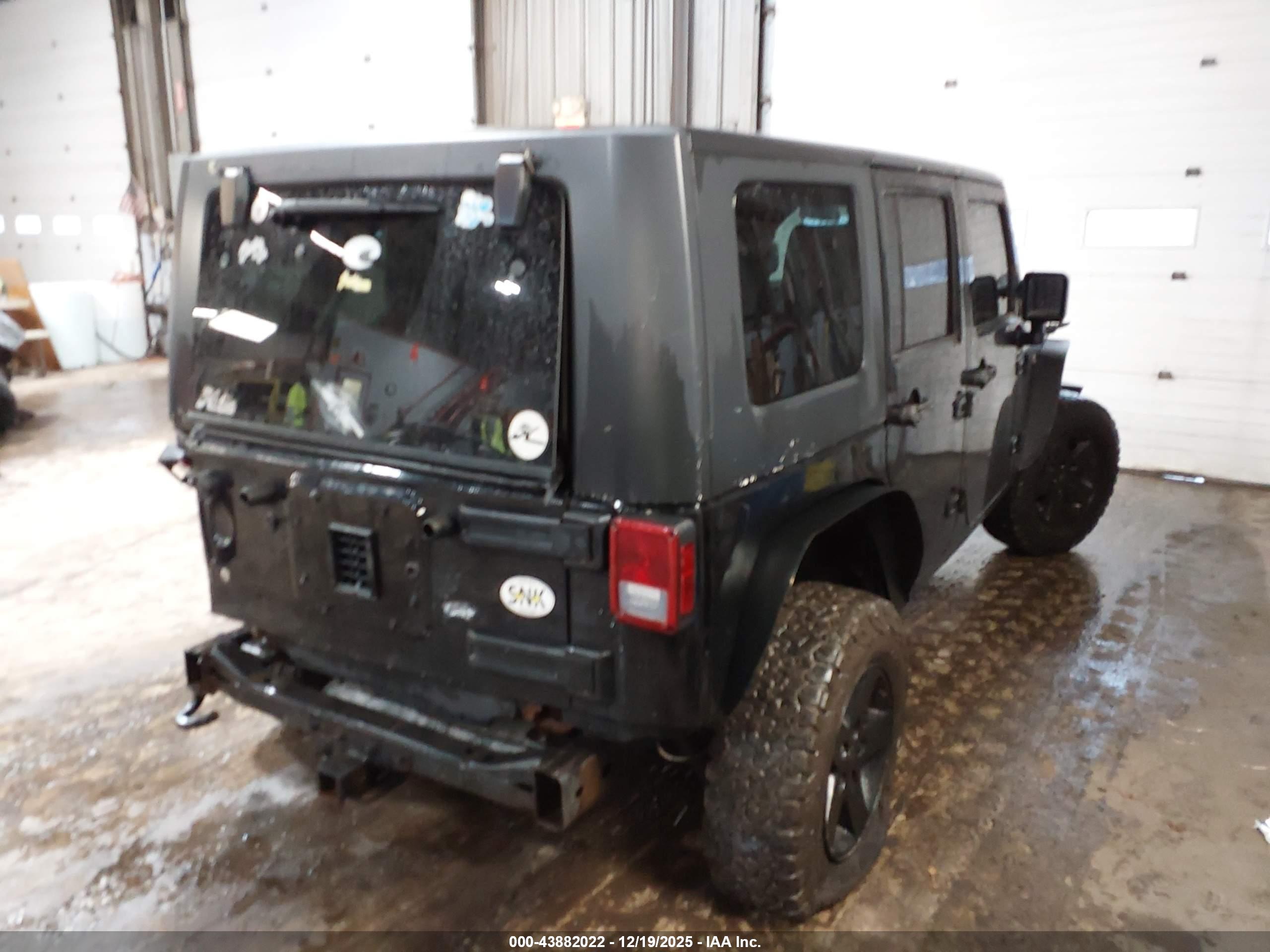 JEEP WRANGLER image 4