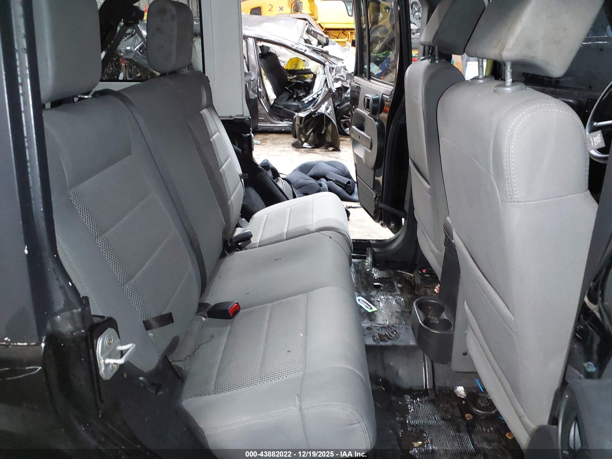 JEEP WRANGLER image 8