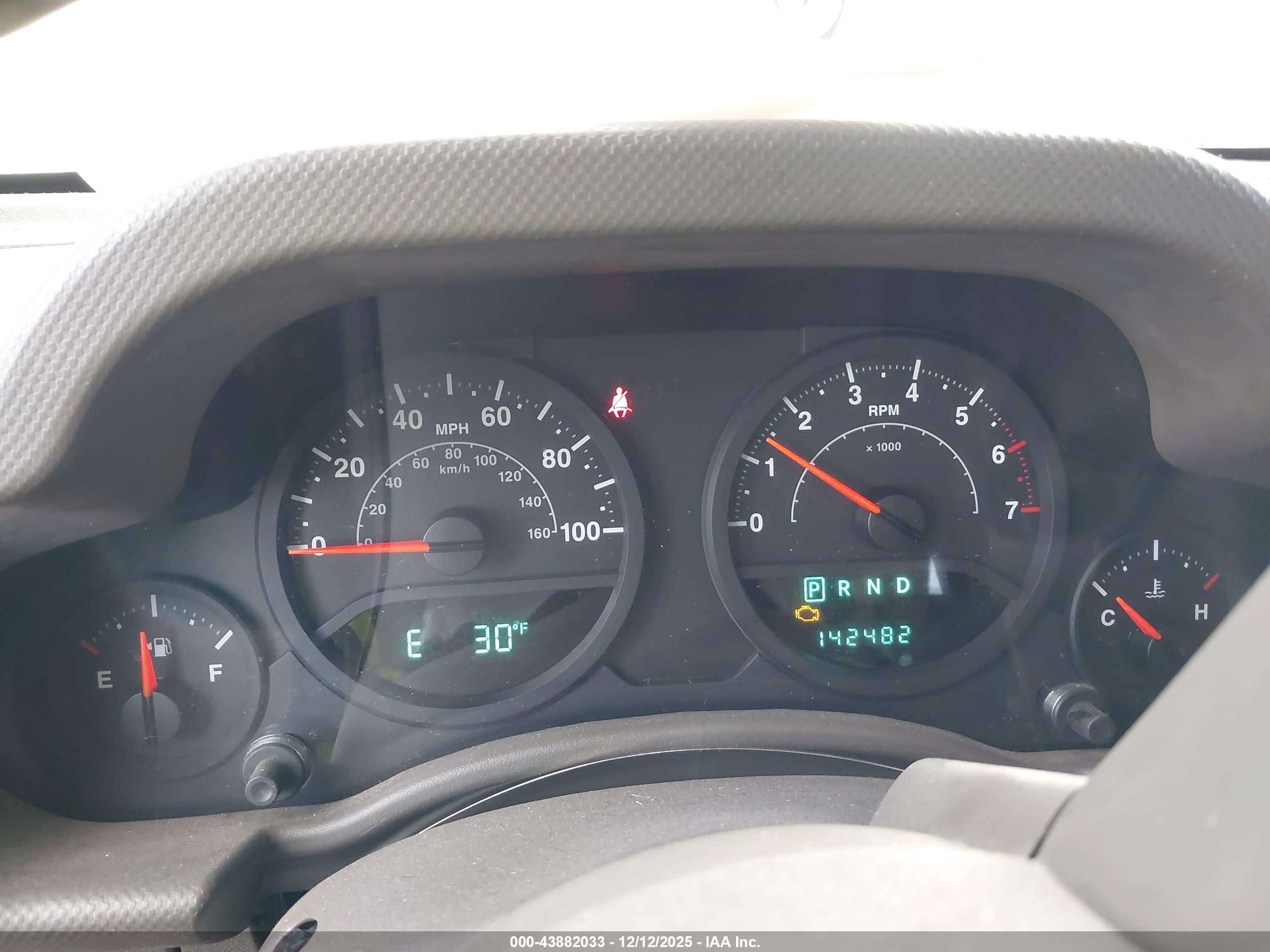 JEEP WRANGLER image 7