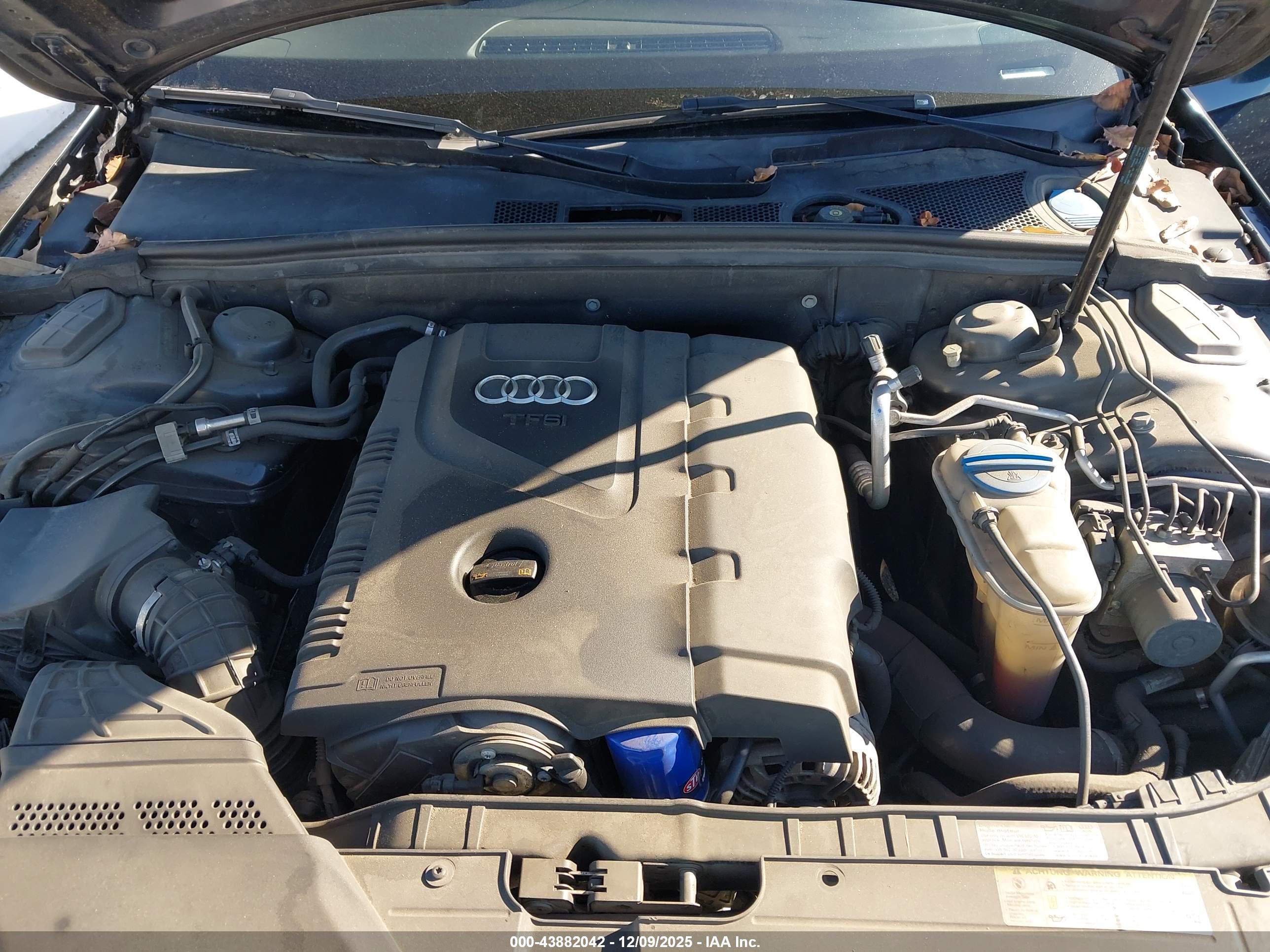 AUDI A4 image 10