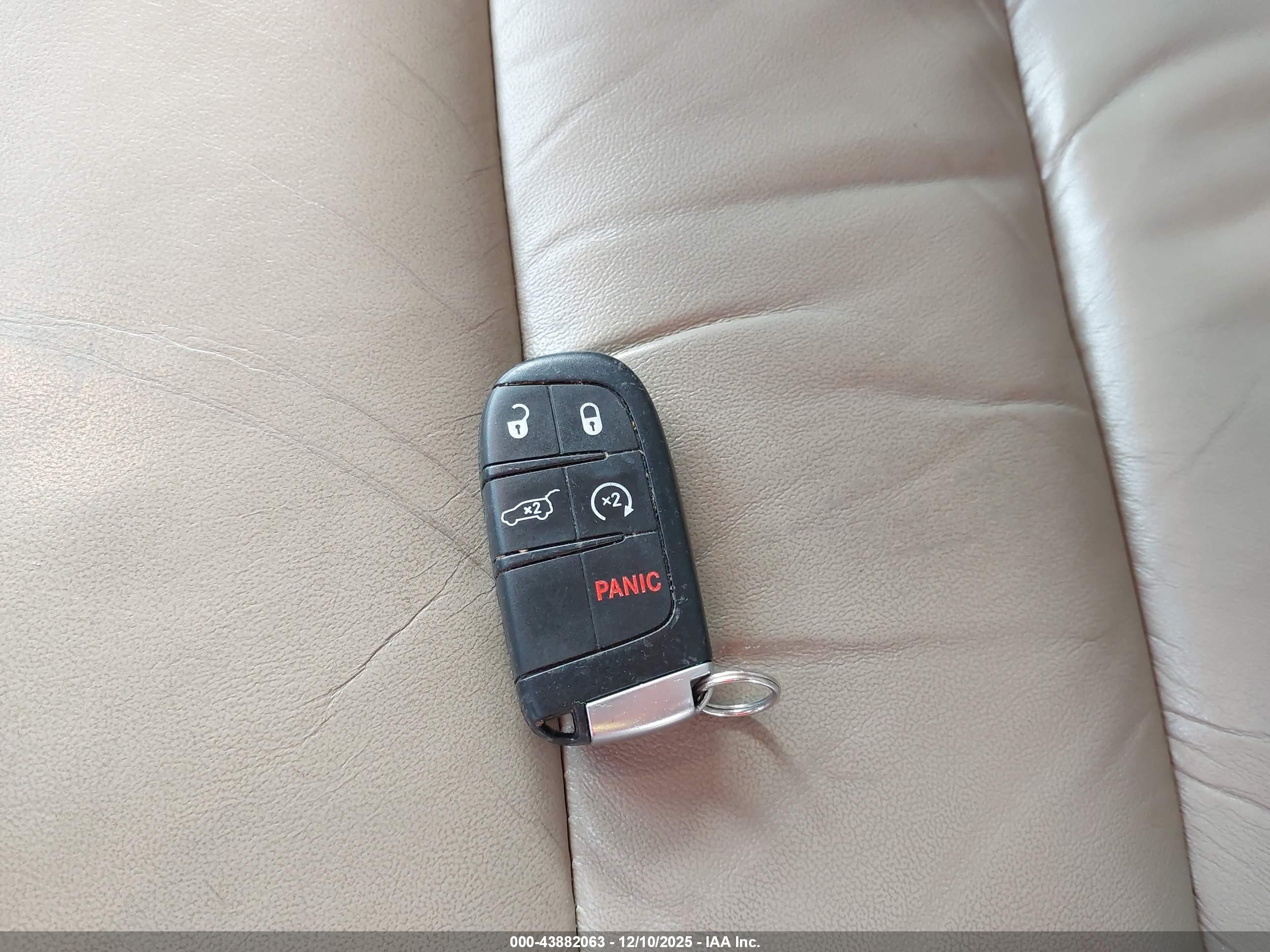 JEEP GRAND image 11