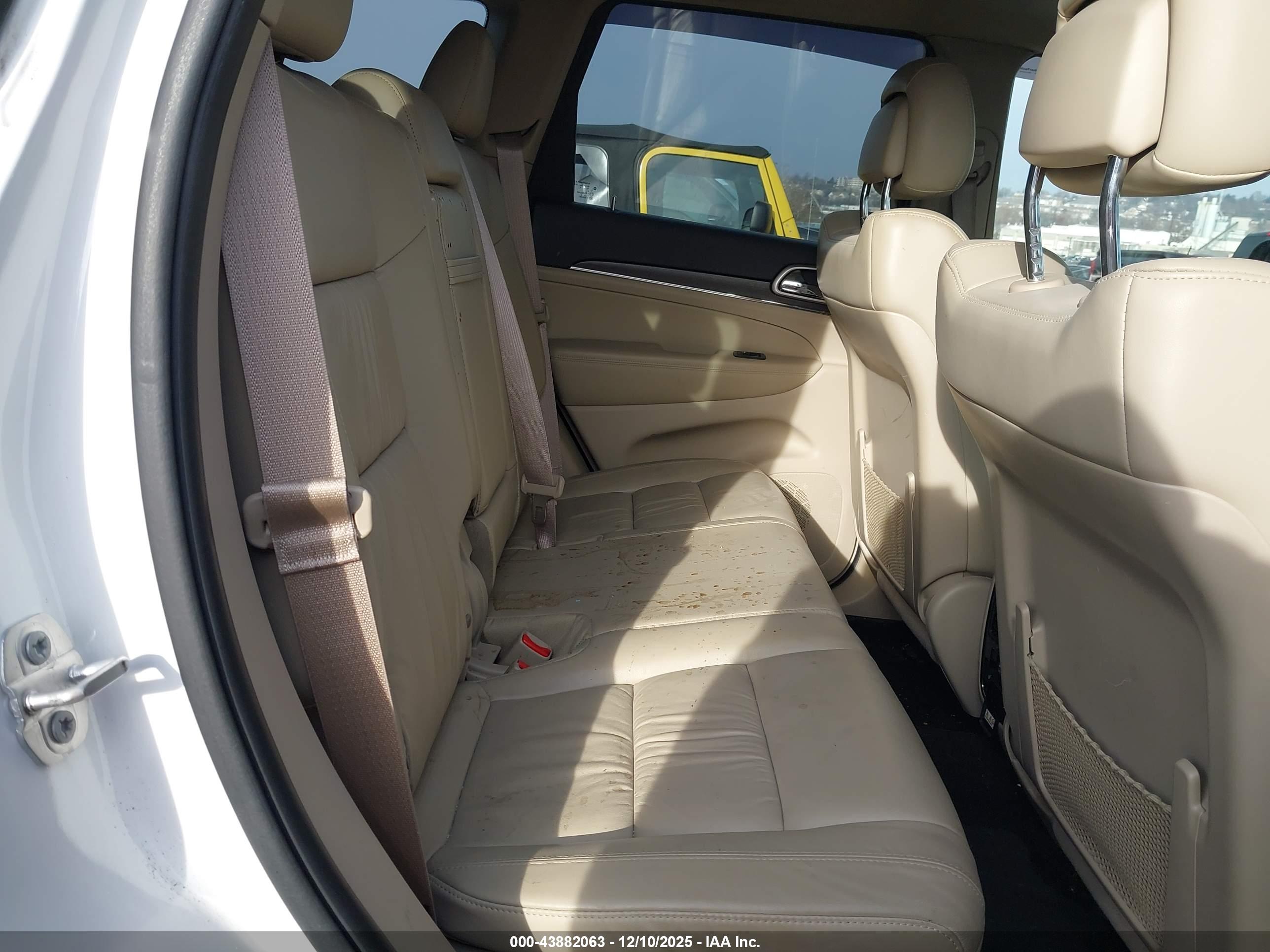 JEEP GRAND image 8