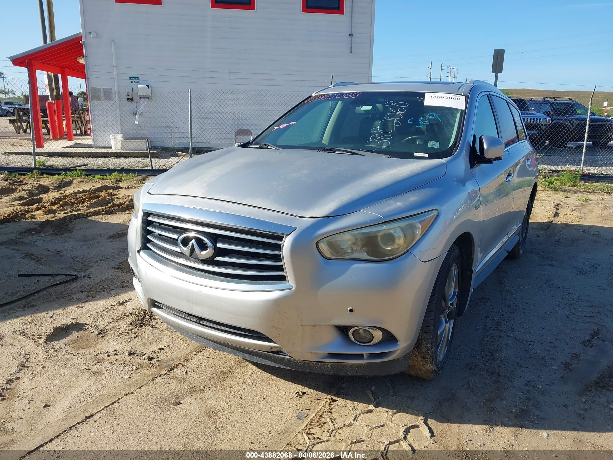 INFINITI QX60 image 2