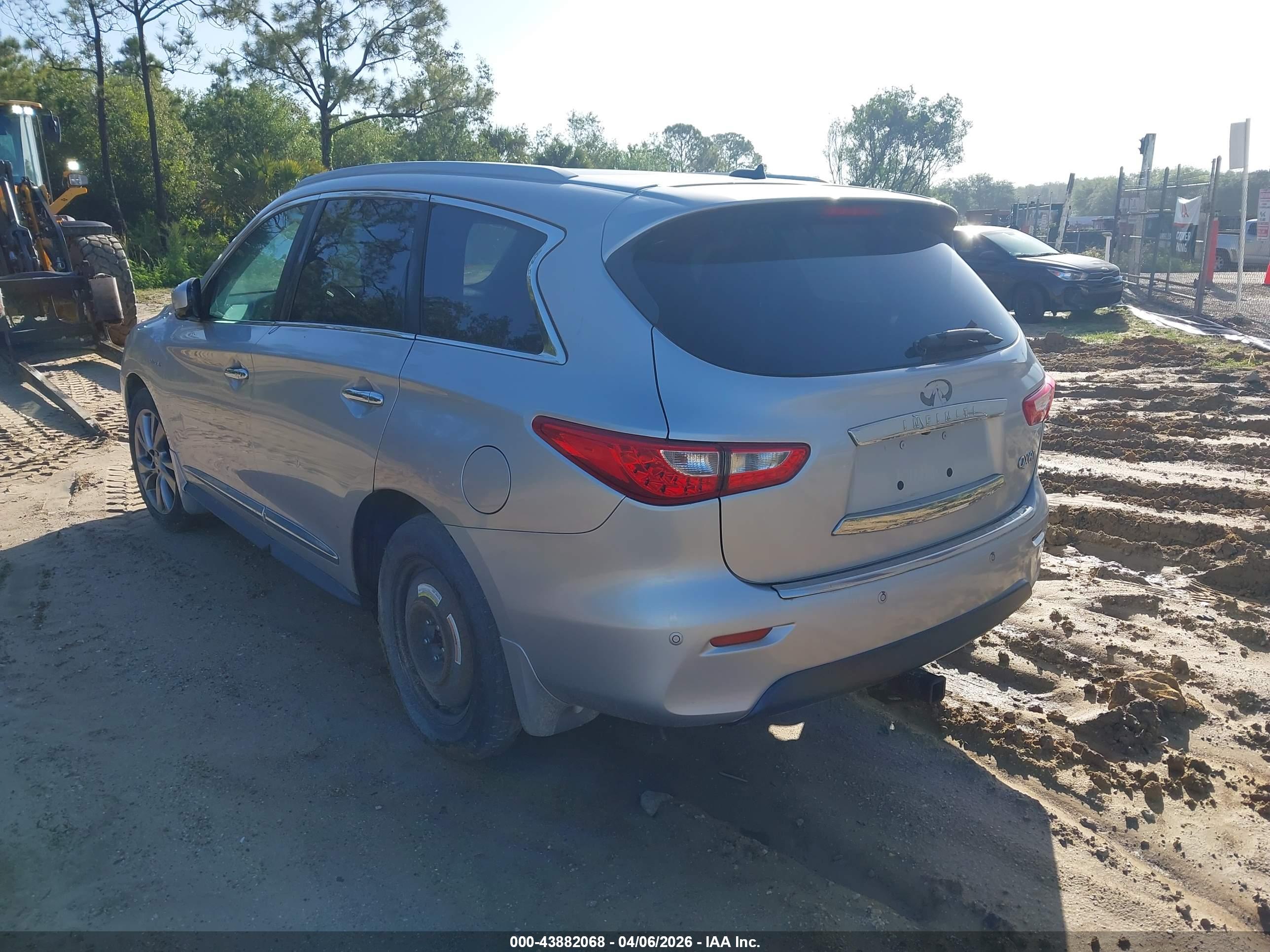 INFINITI QX60 image 3