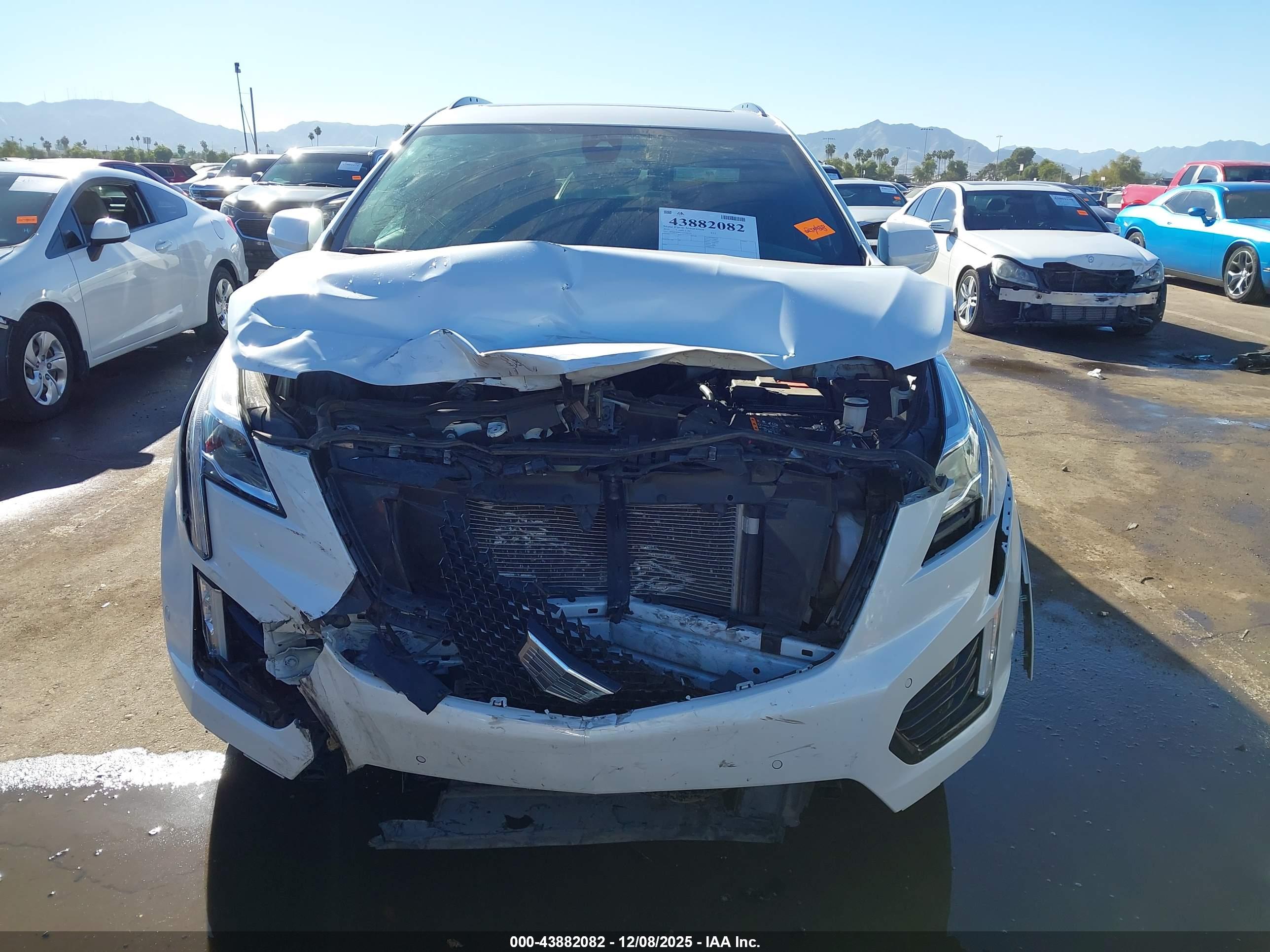 CADILLAC XT5 image 6