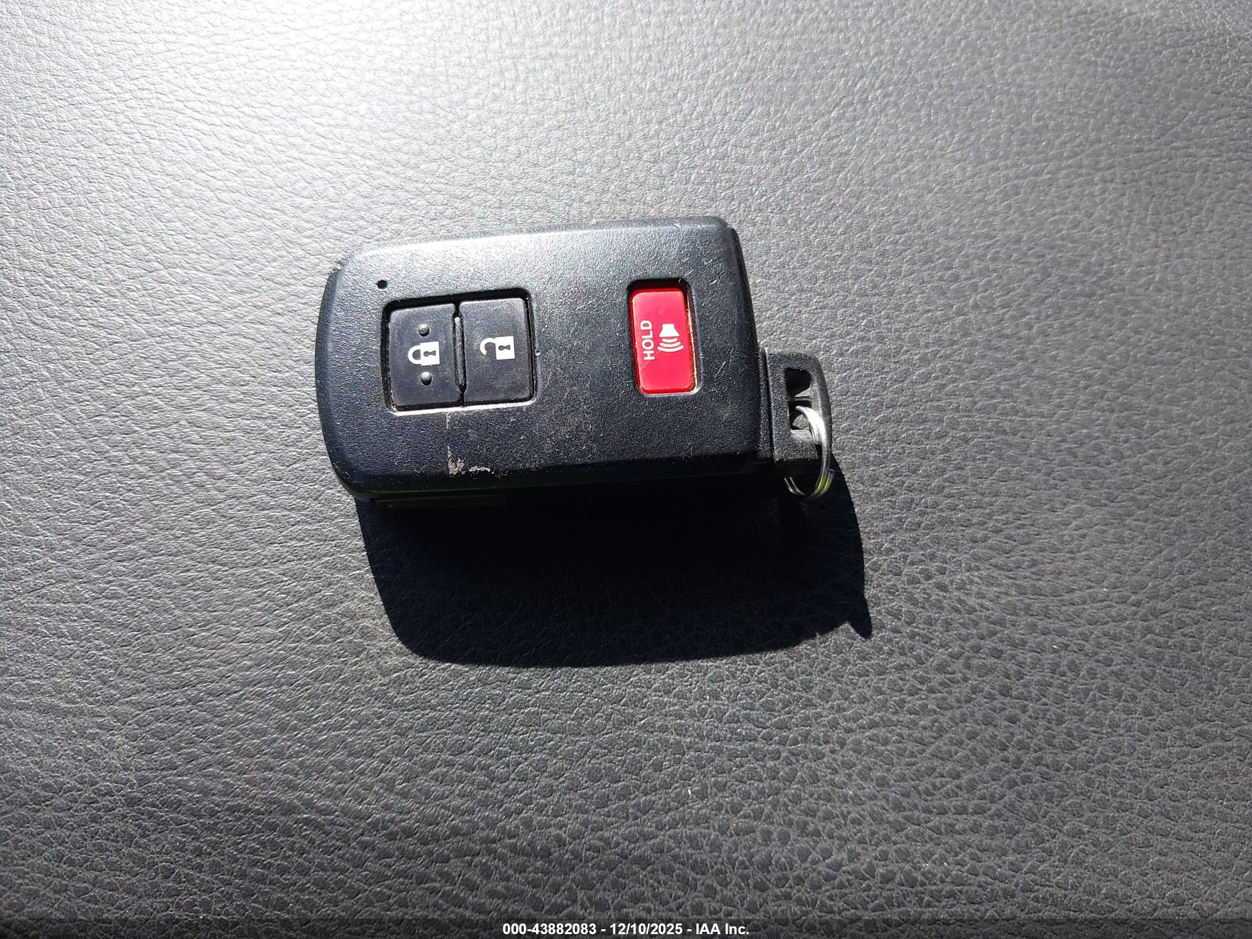 TOYOTA TACOMA image 11