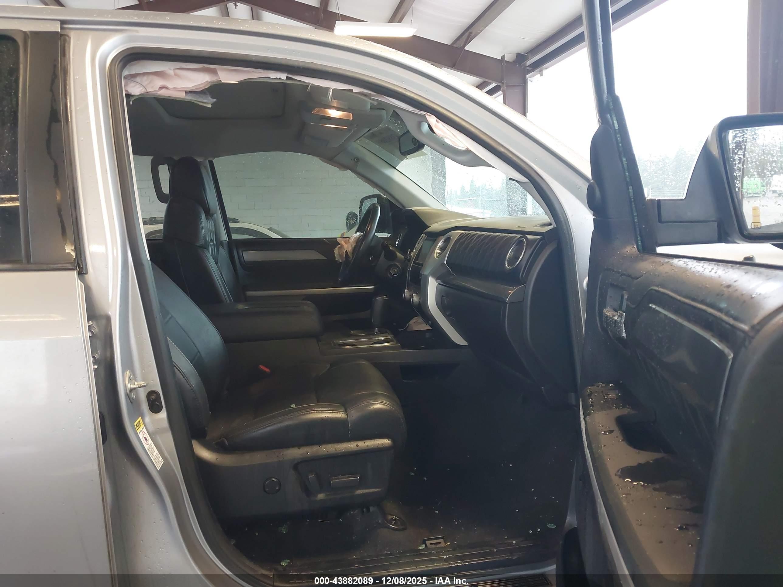 TOYOTA TUNDRA image 5