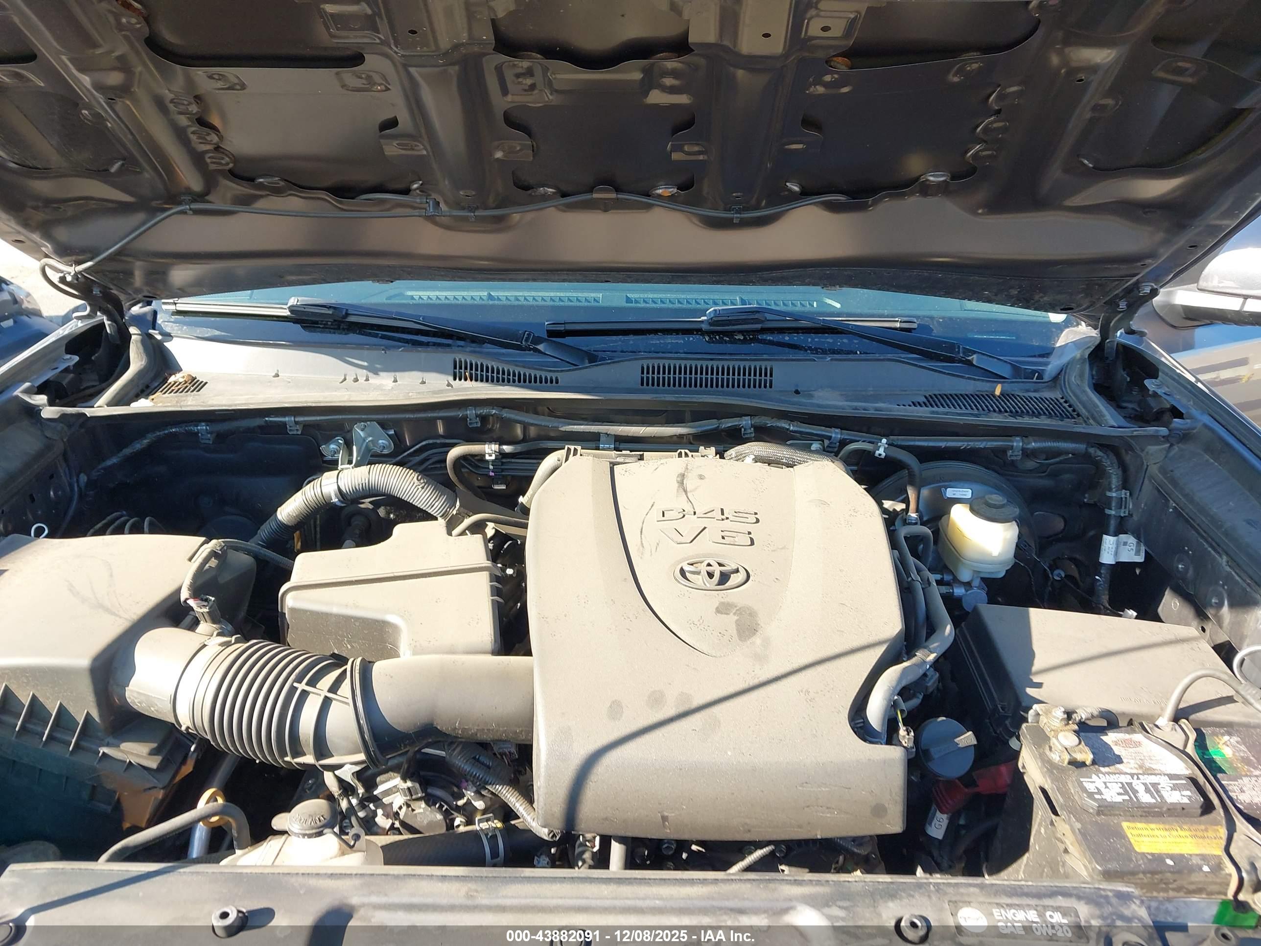 TOYOTA TACOMA image 10