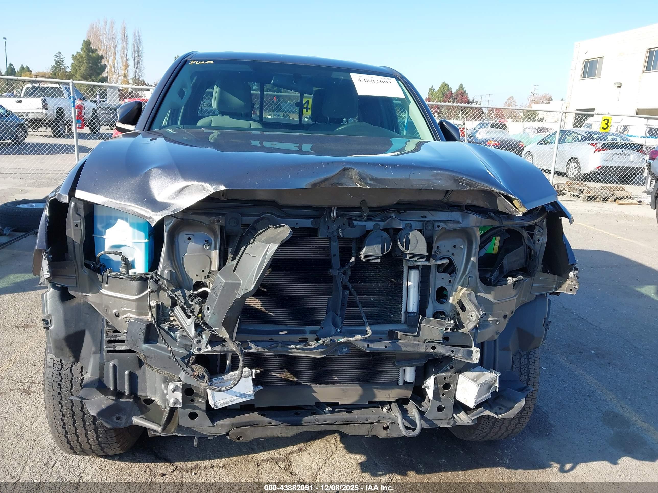 TOYOTA TACOMA image 6