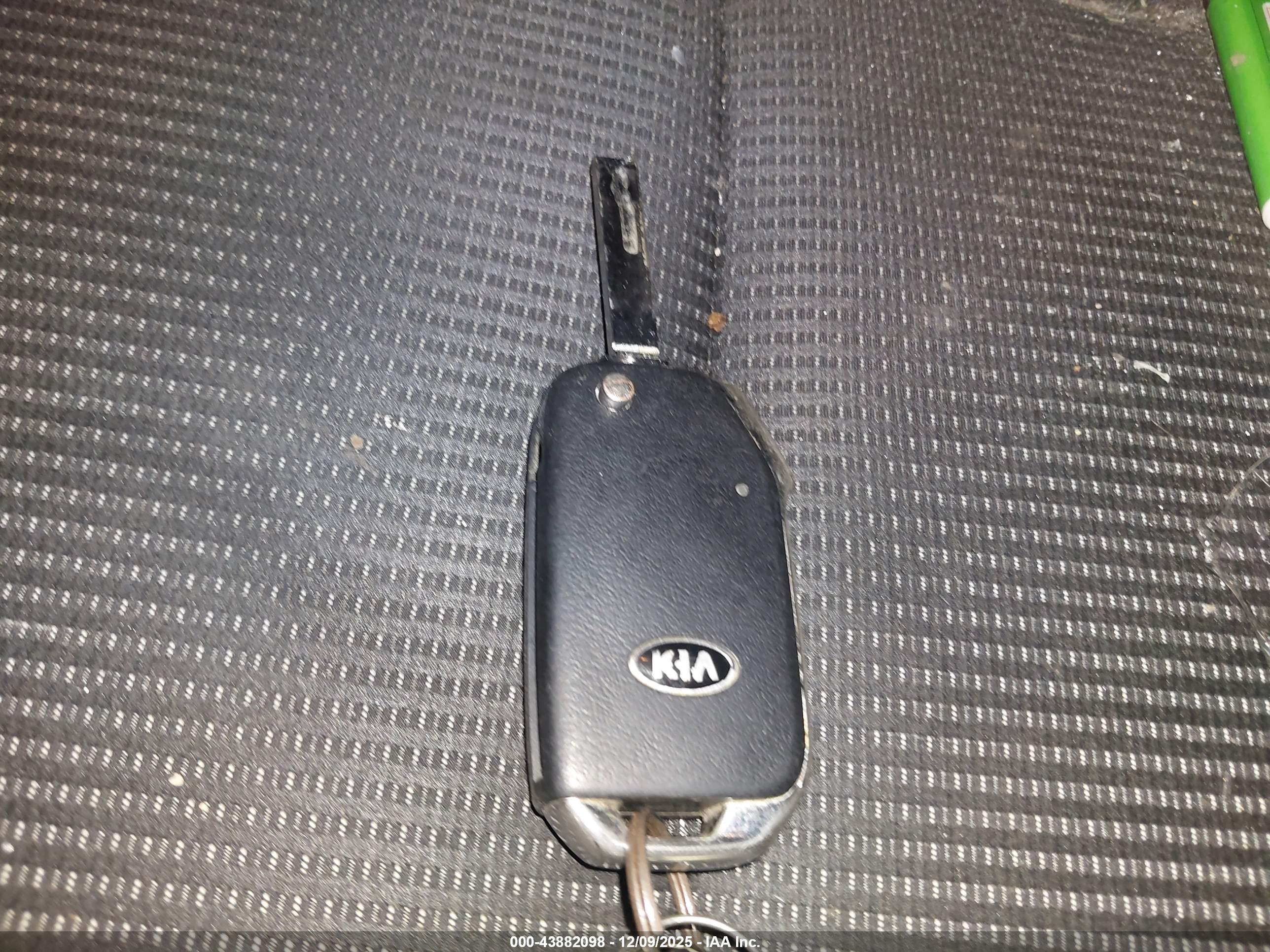 KIA FORTE image 11