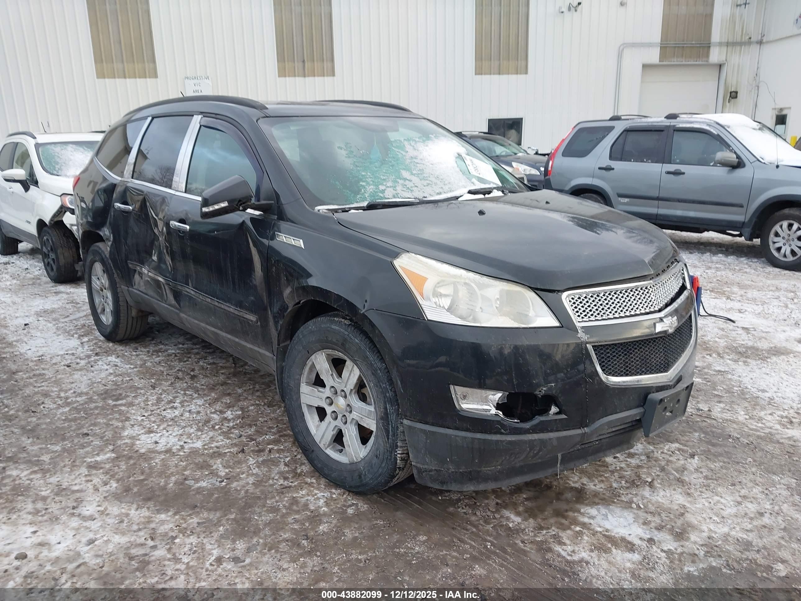 CHEVROLET TRAVERSE image 6