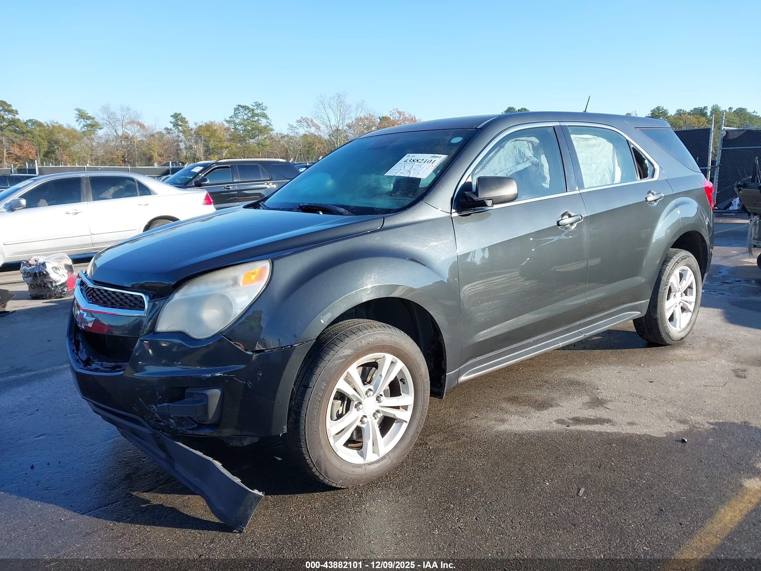 CHEVROLET EQUINOX image 2