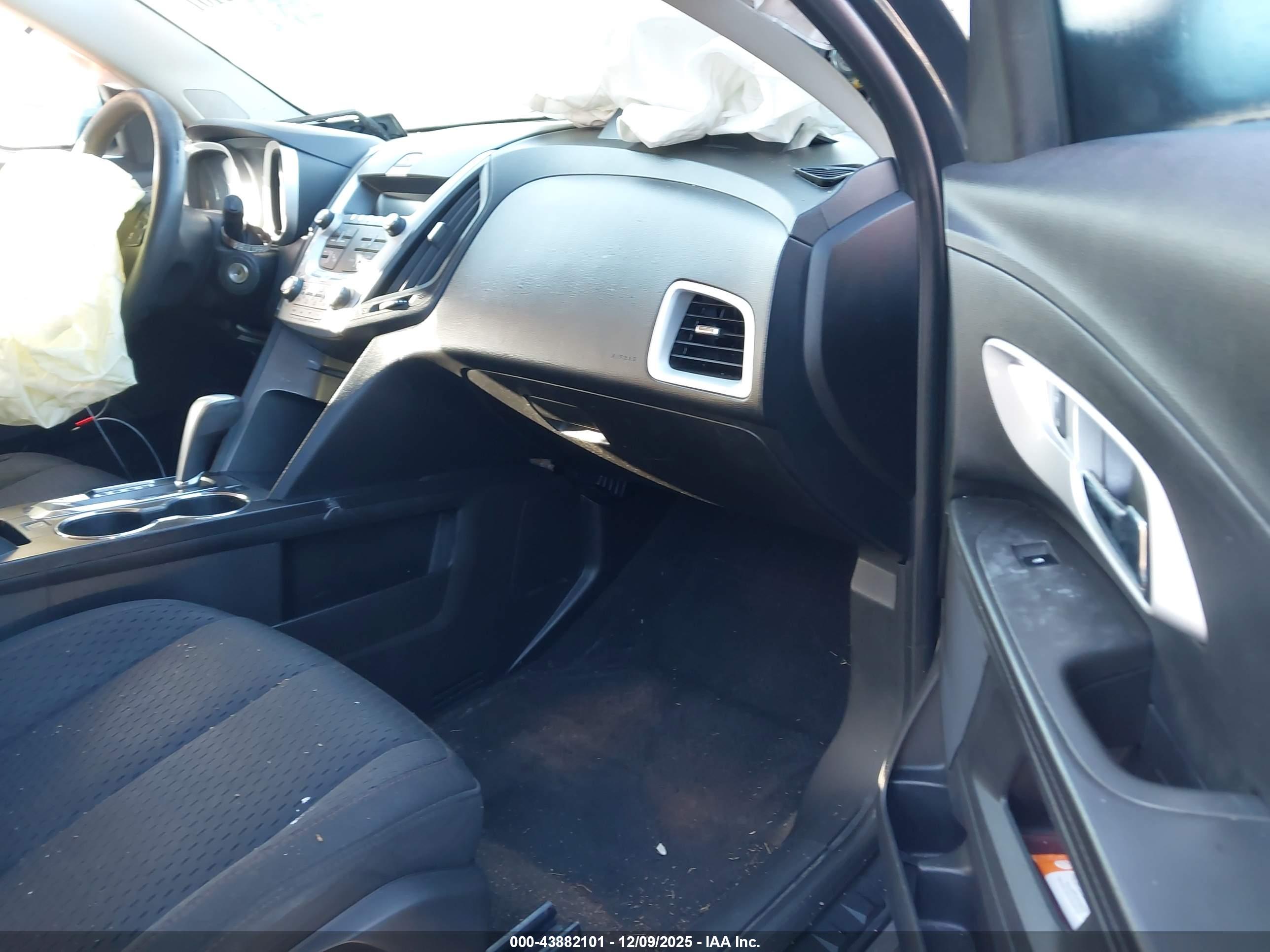 CHEVROLET EQUINOX image 5