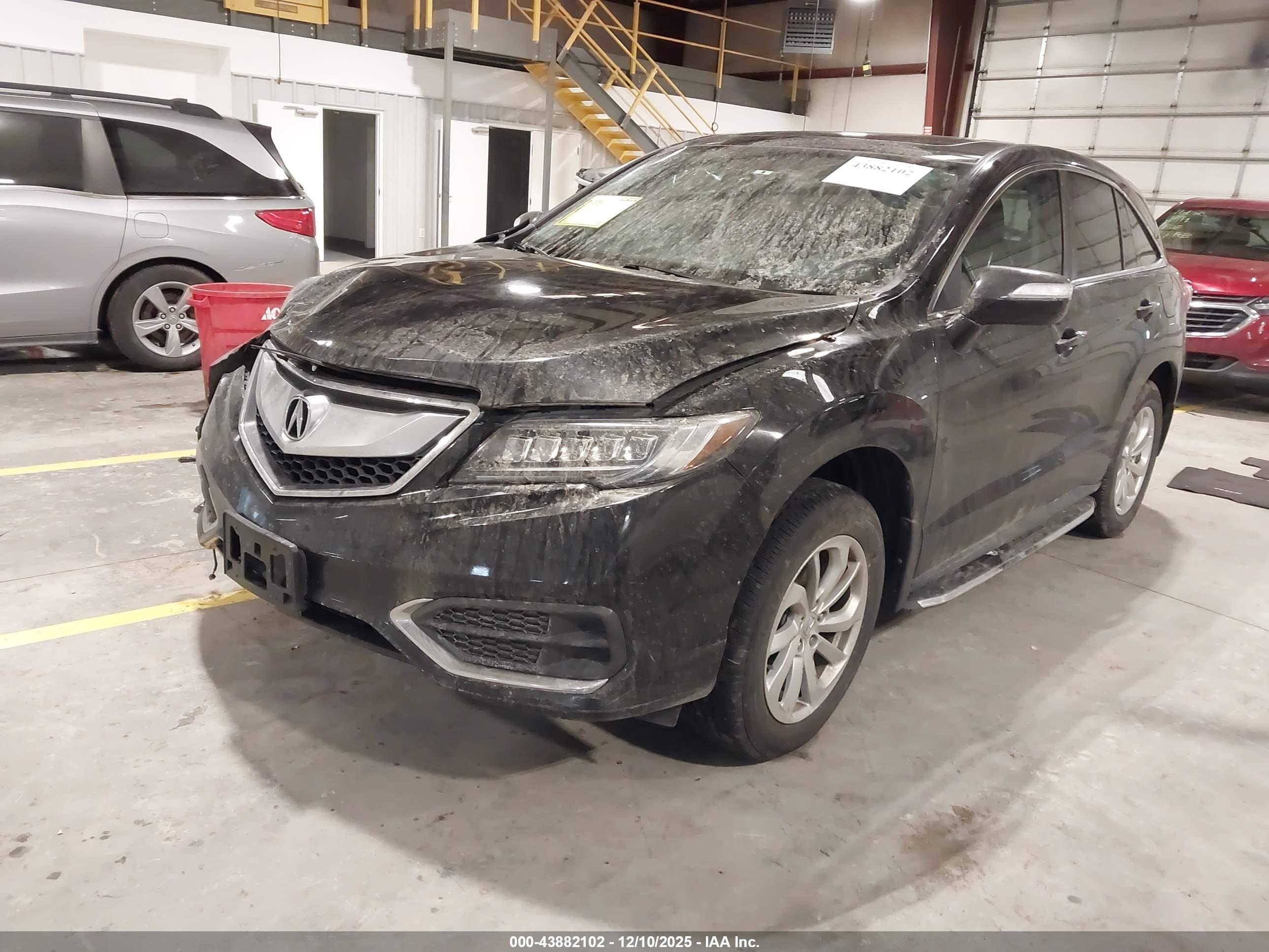 ACURA RDX image 2