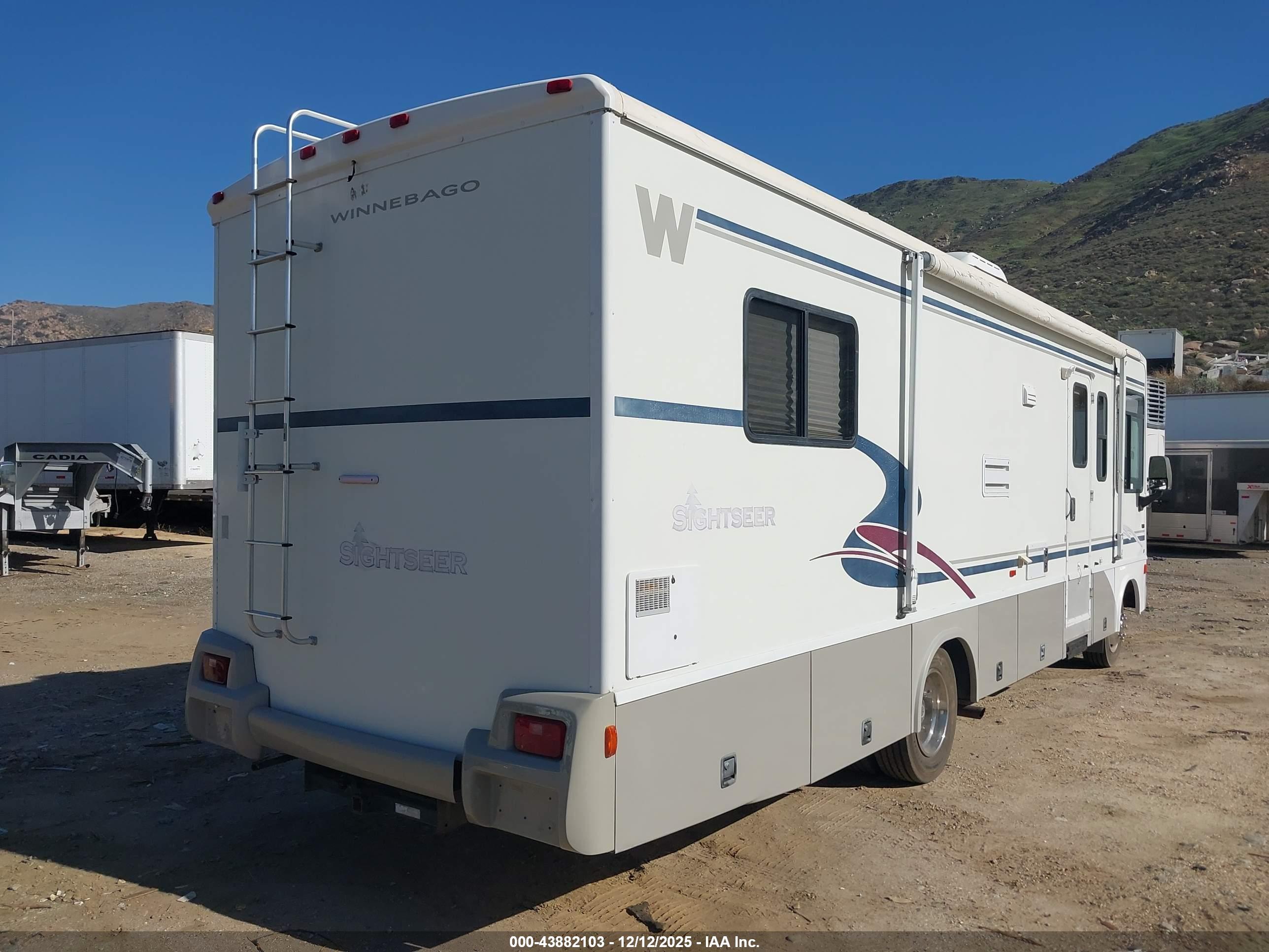 FORD F550 image 4