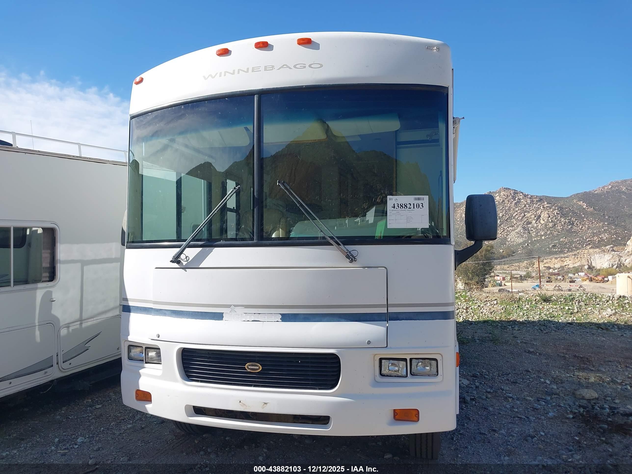 FORD F550 image 6