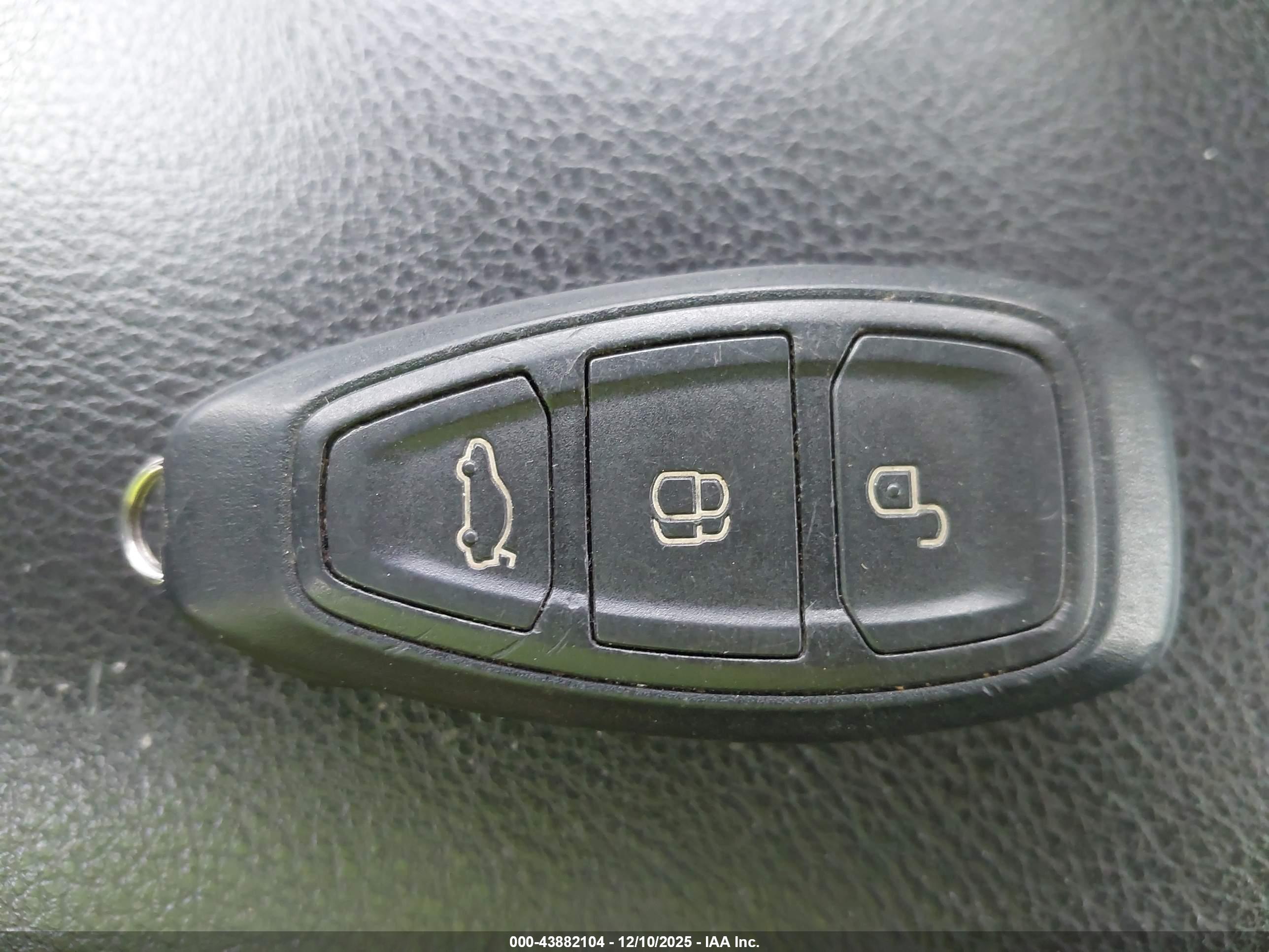 FORD FOCUS image 11