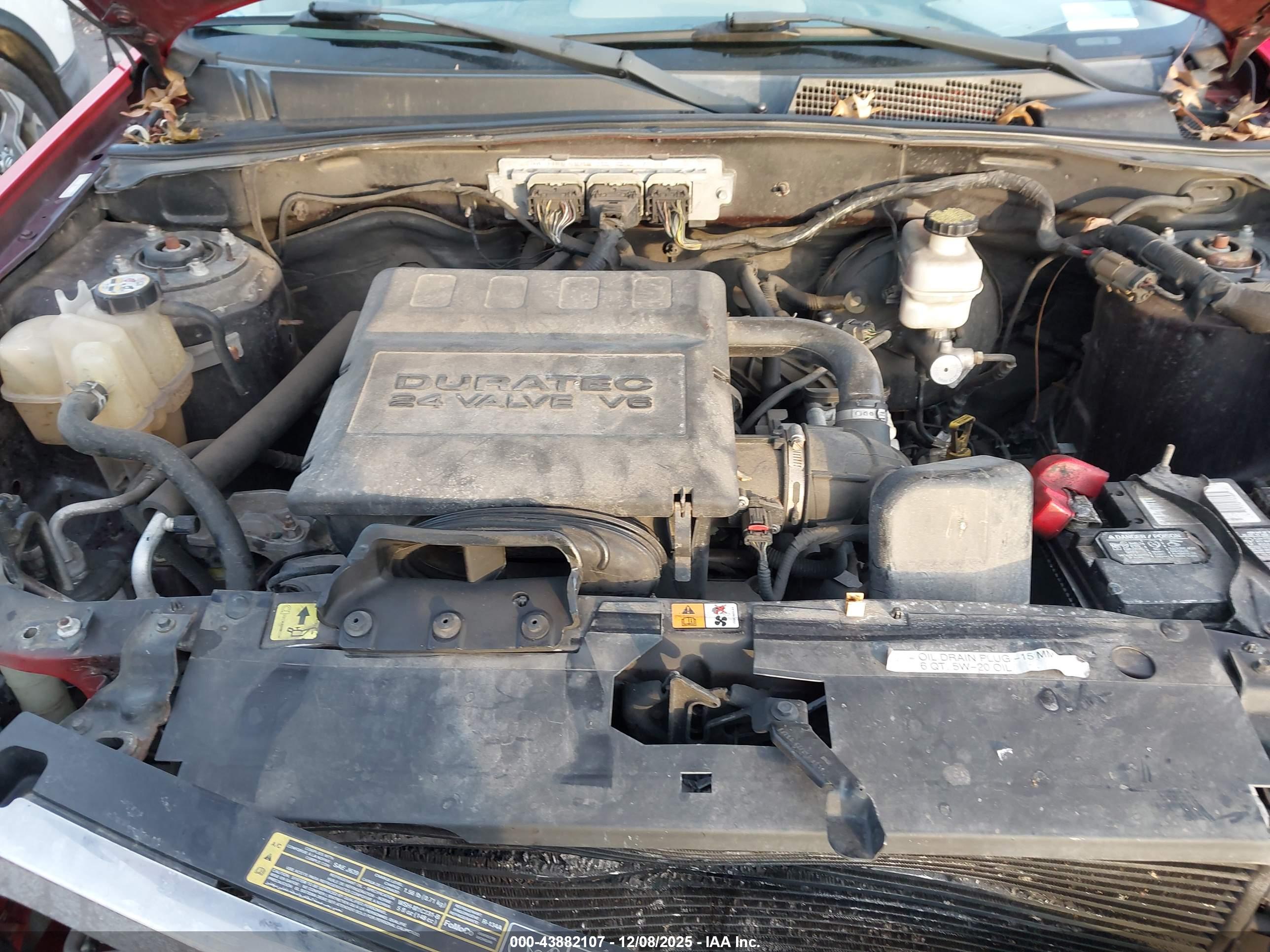 FORD ESCAPE image 10