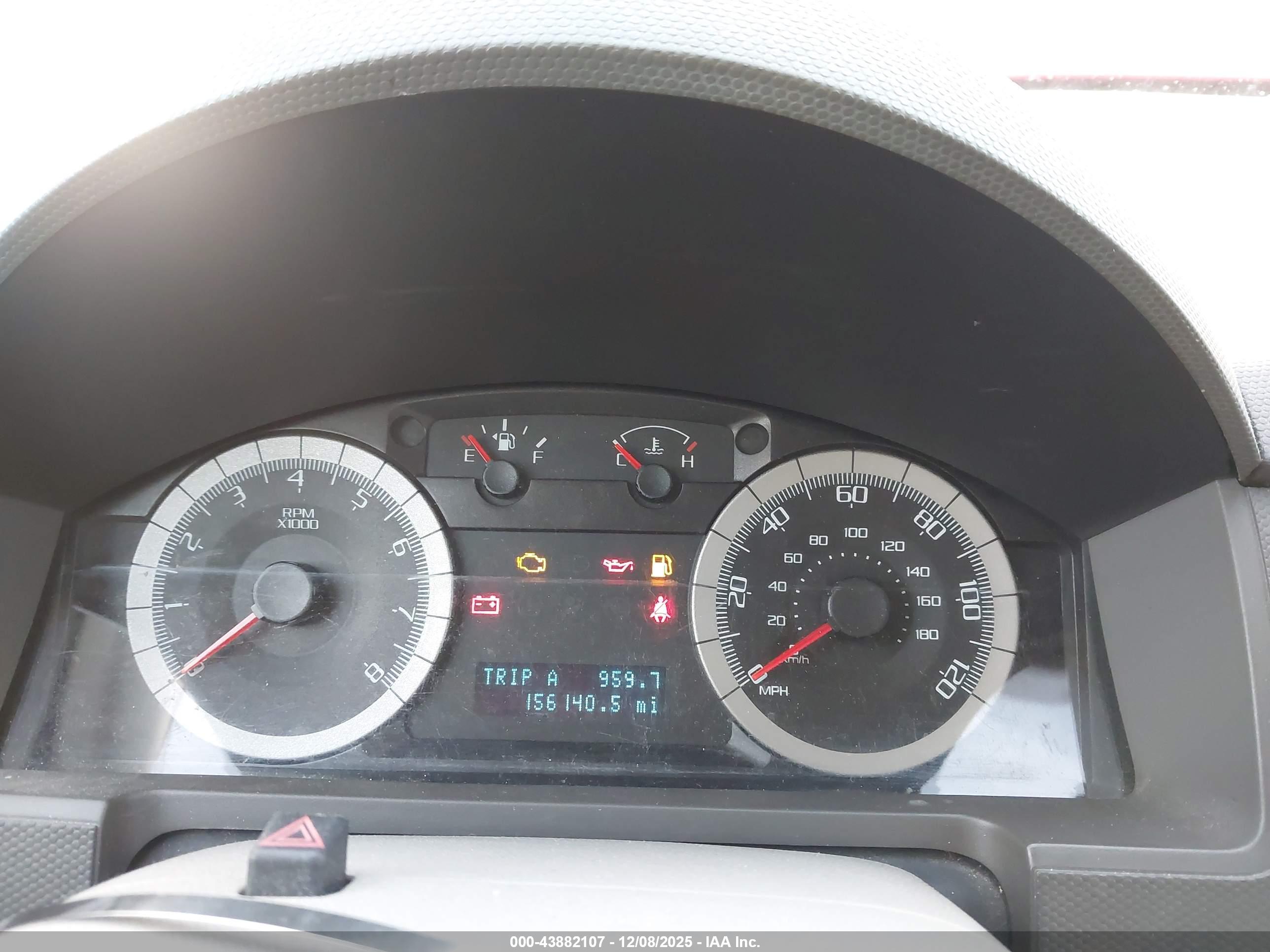 FORD ESCAPE image 7