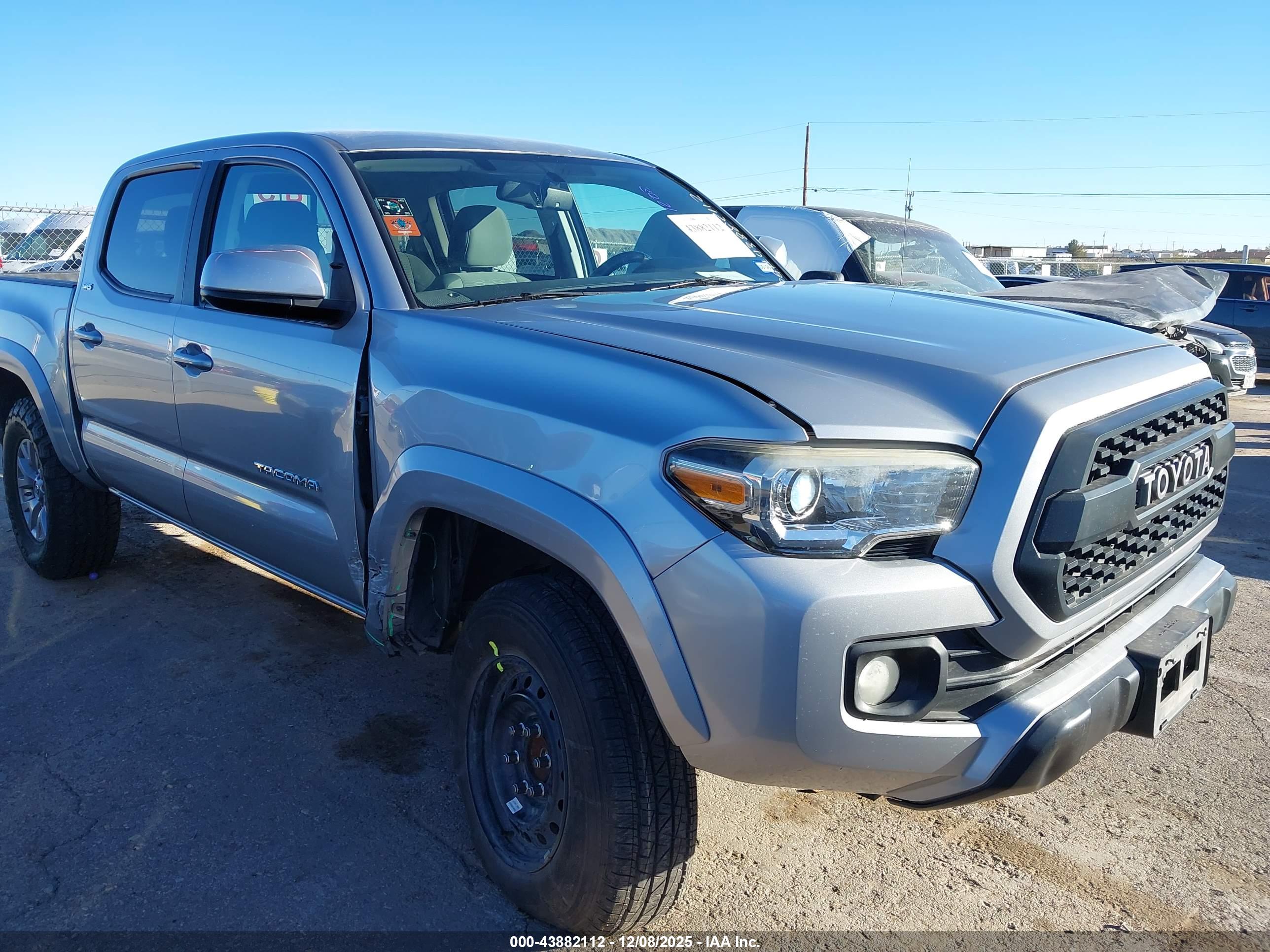 TOYOTA TACOMA image 6