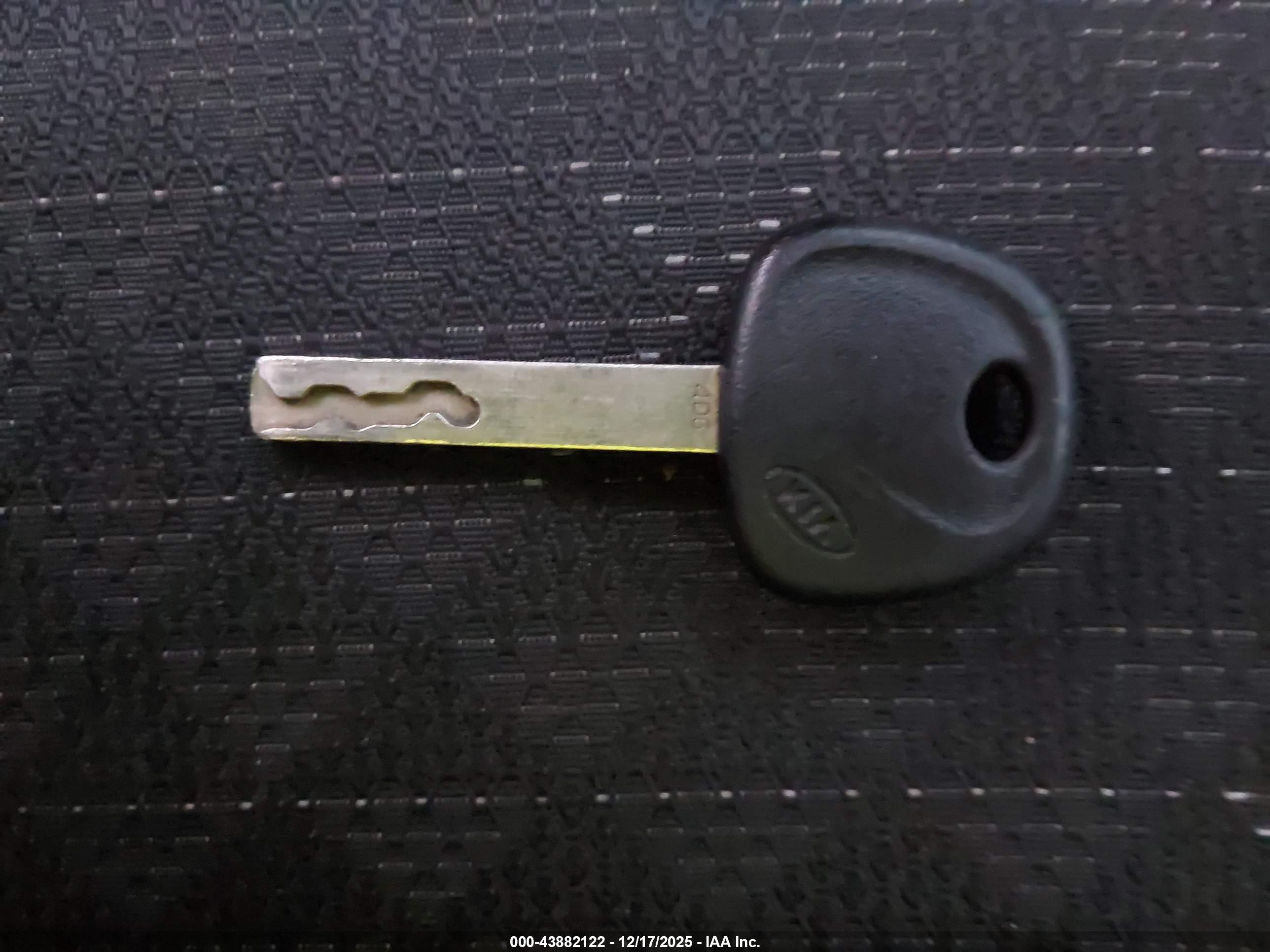 KIA RIO image 11