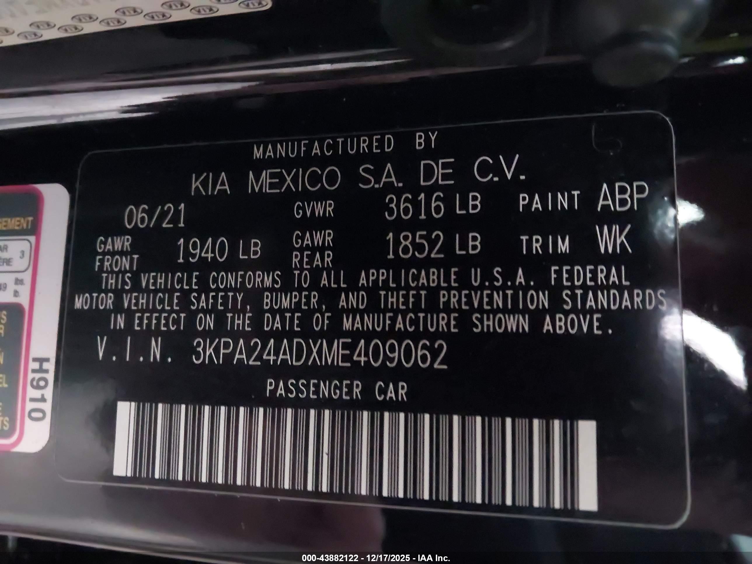 KIA RIO image 9