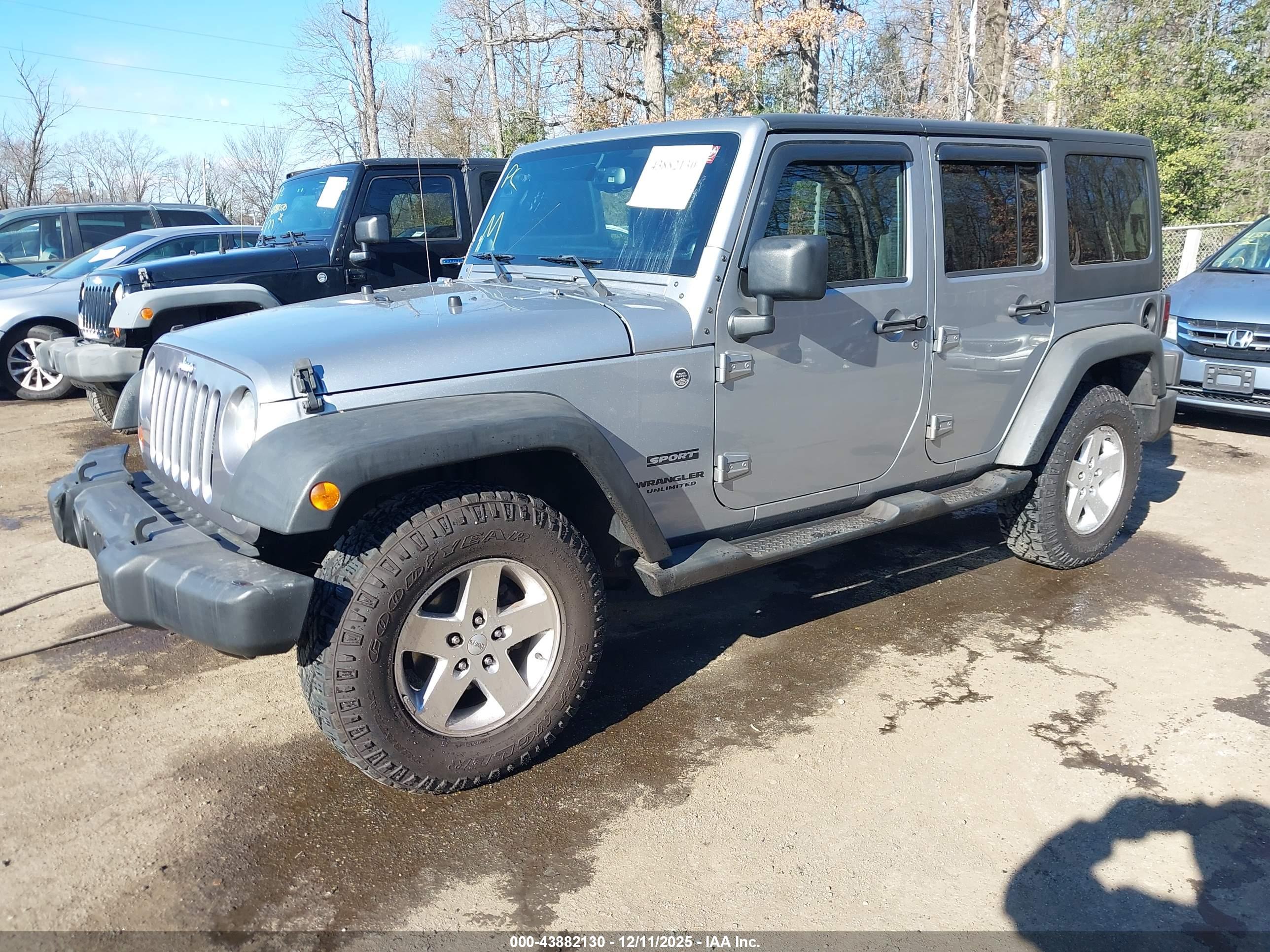 JEEP WRANGLER image 2