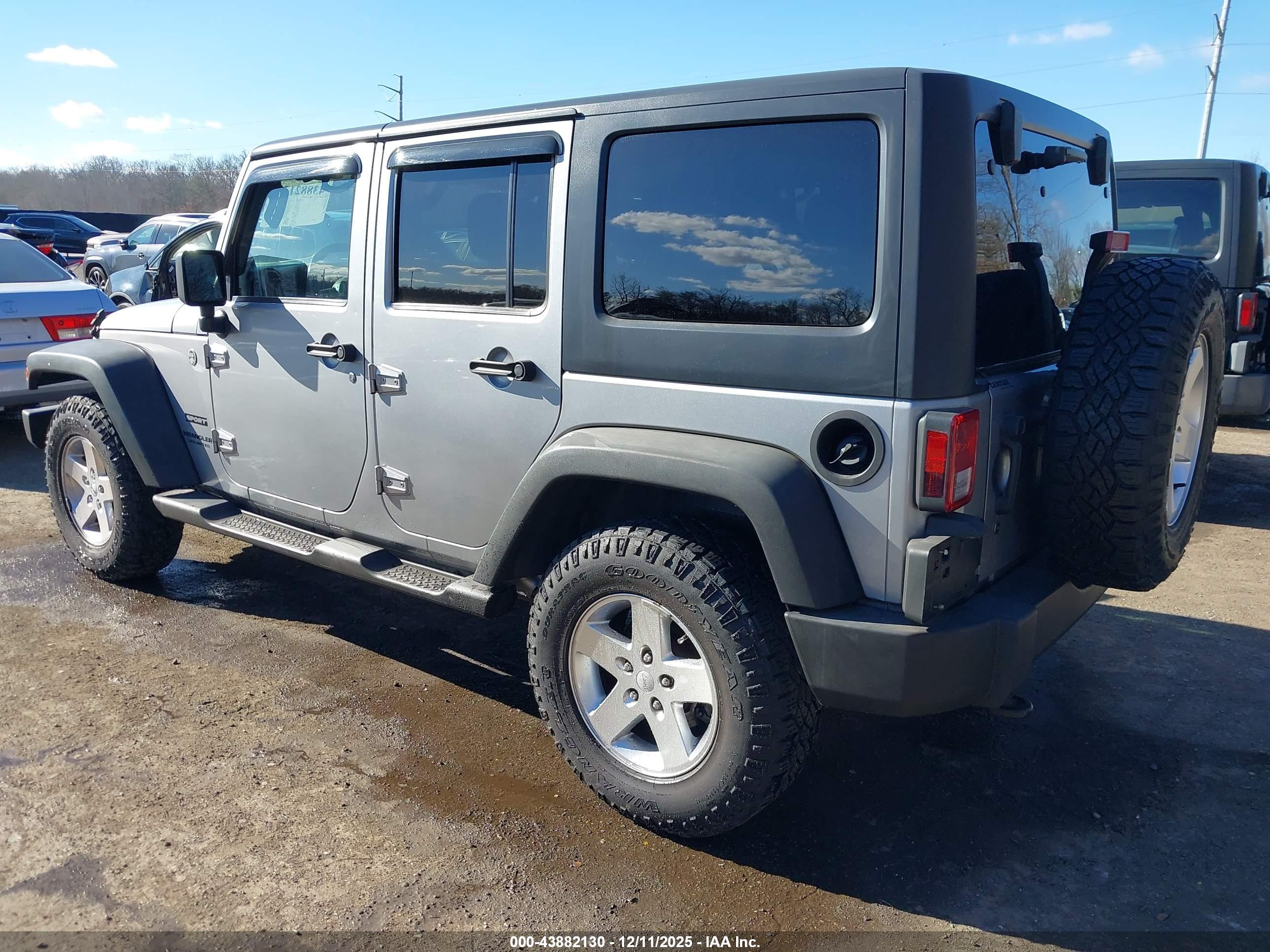 JEEP WRANGLER image 3