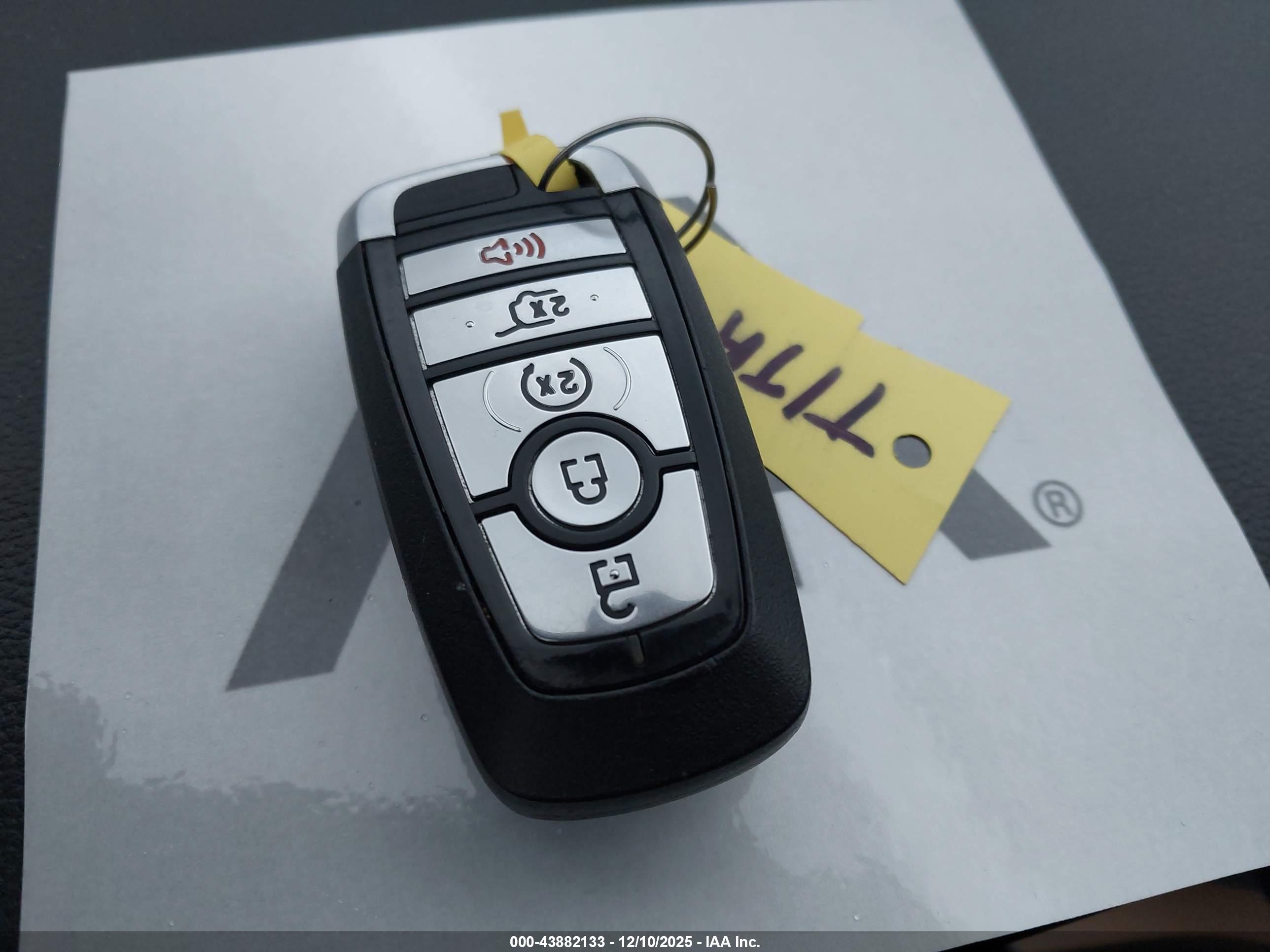 FORD EXPLORER image 11
