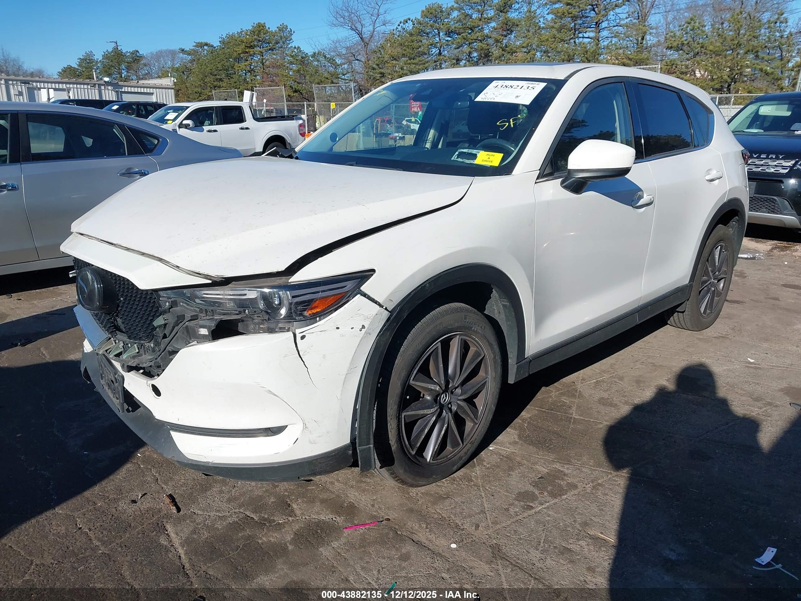 MAZDA CX-5 image 2