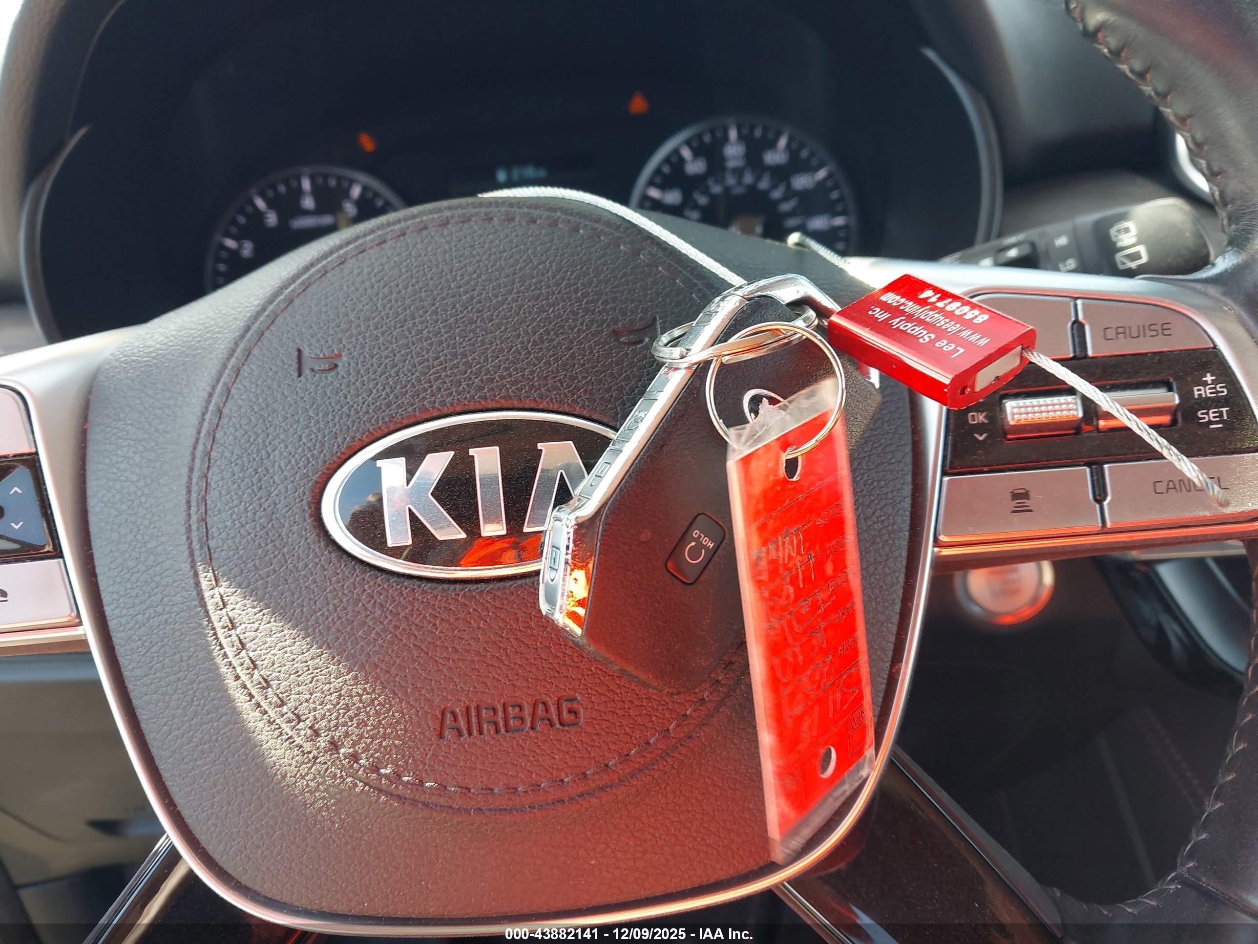 KIA TELLURIDE image 11