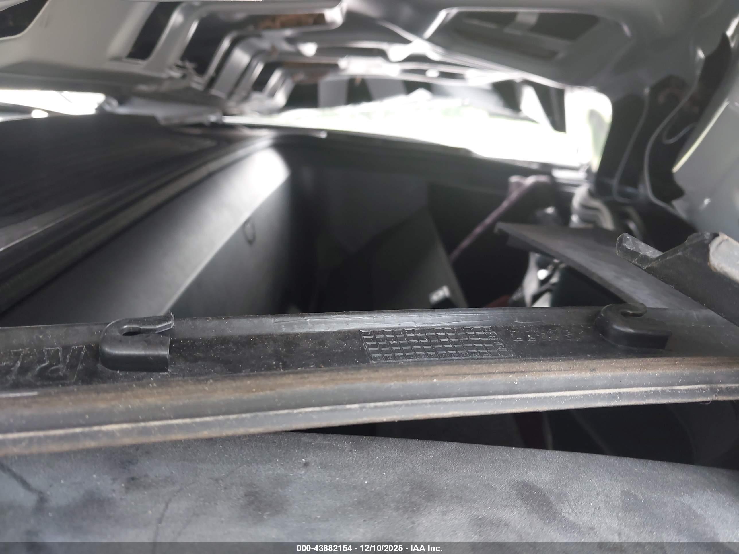 RIVIAN R1T image 10