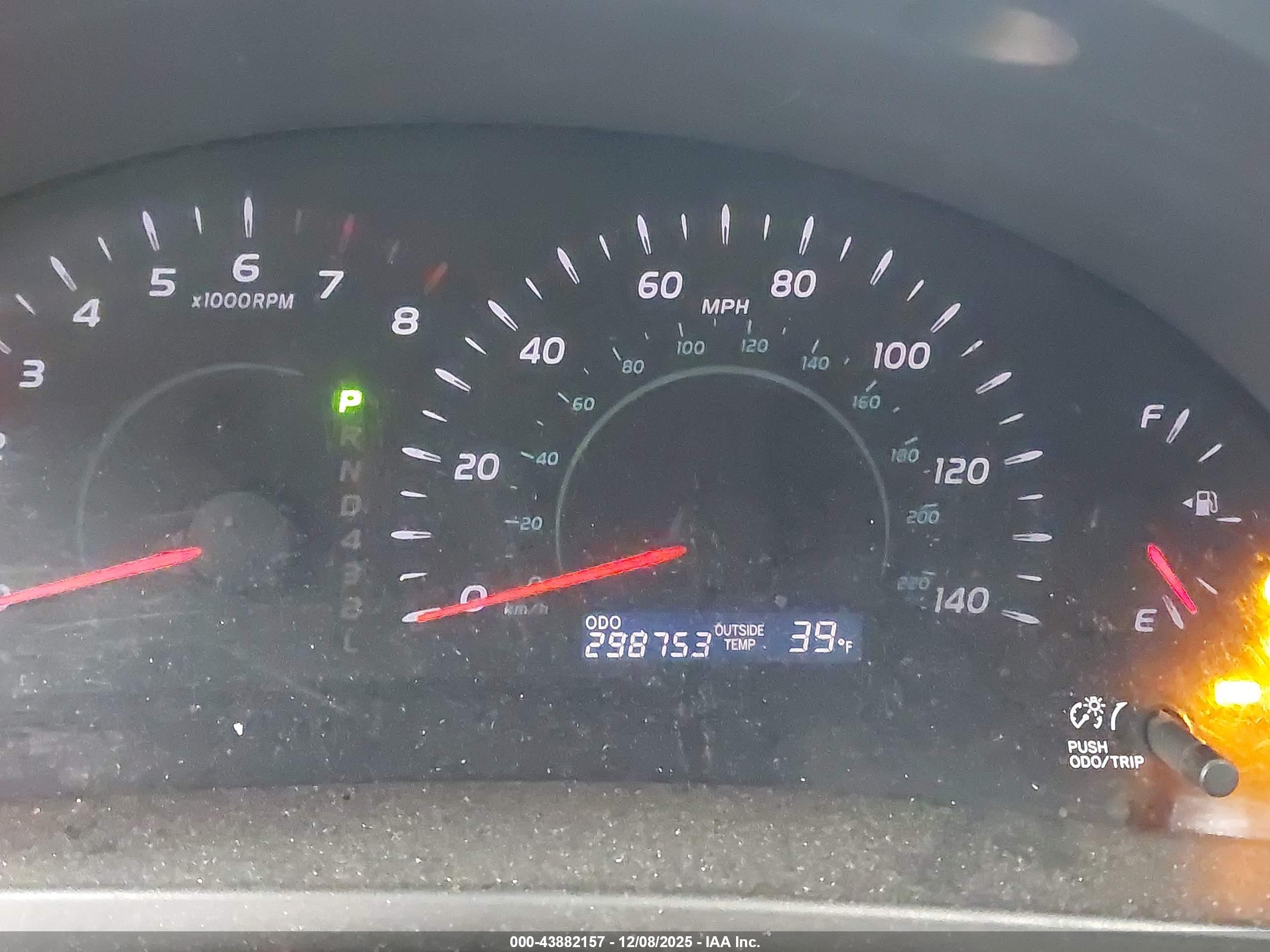 TOYOTA CAMRY image 7