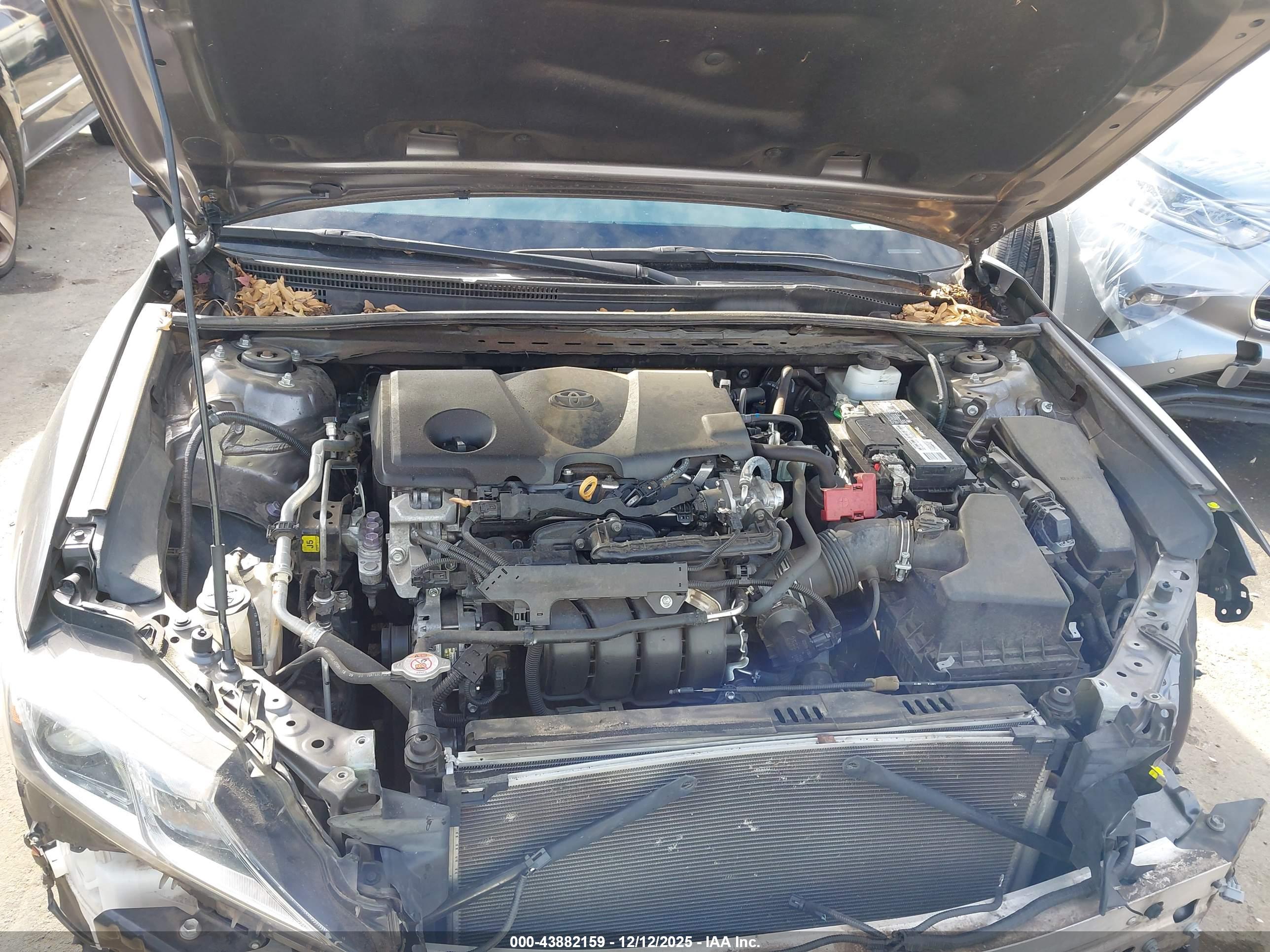 TOYOTA CAMRY image 10